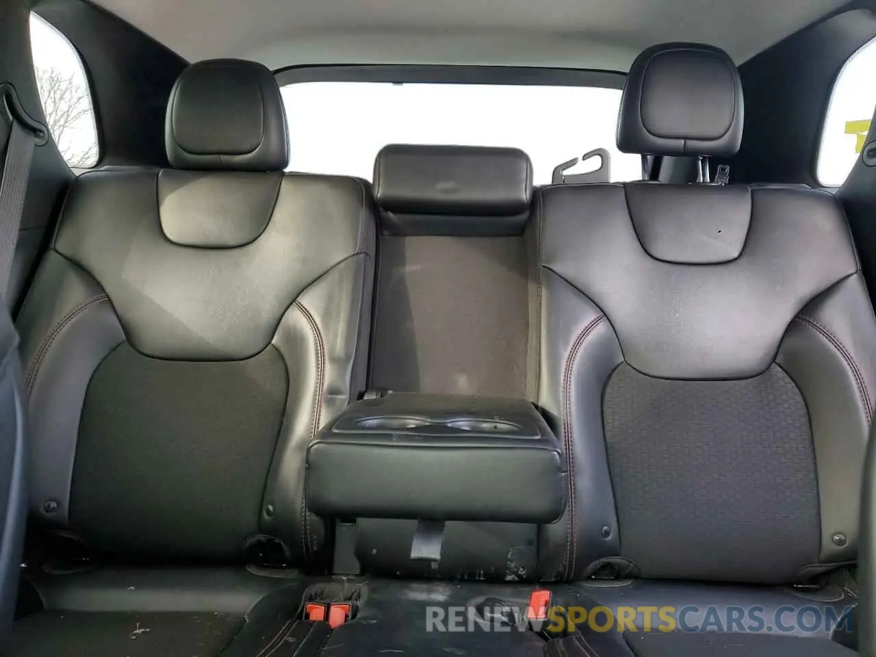 10 Фотография поврежденного автомобиля 1C4PJMBN5KD453974 JEEP CHEROKEE 2019