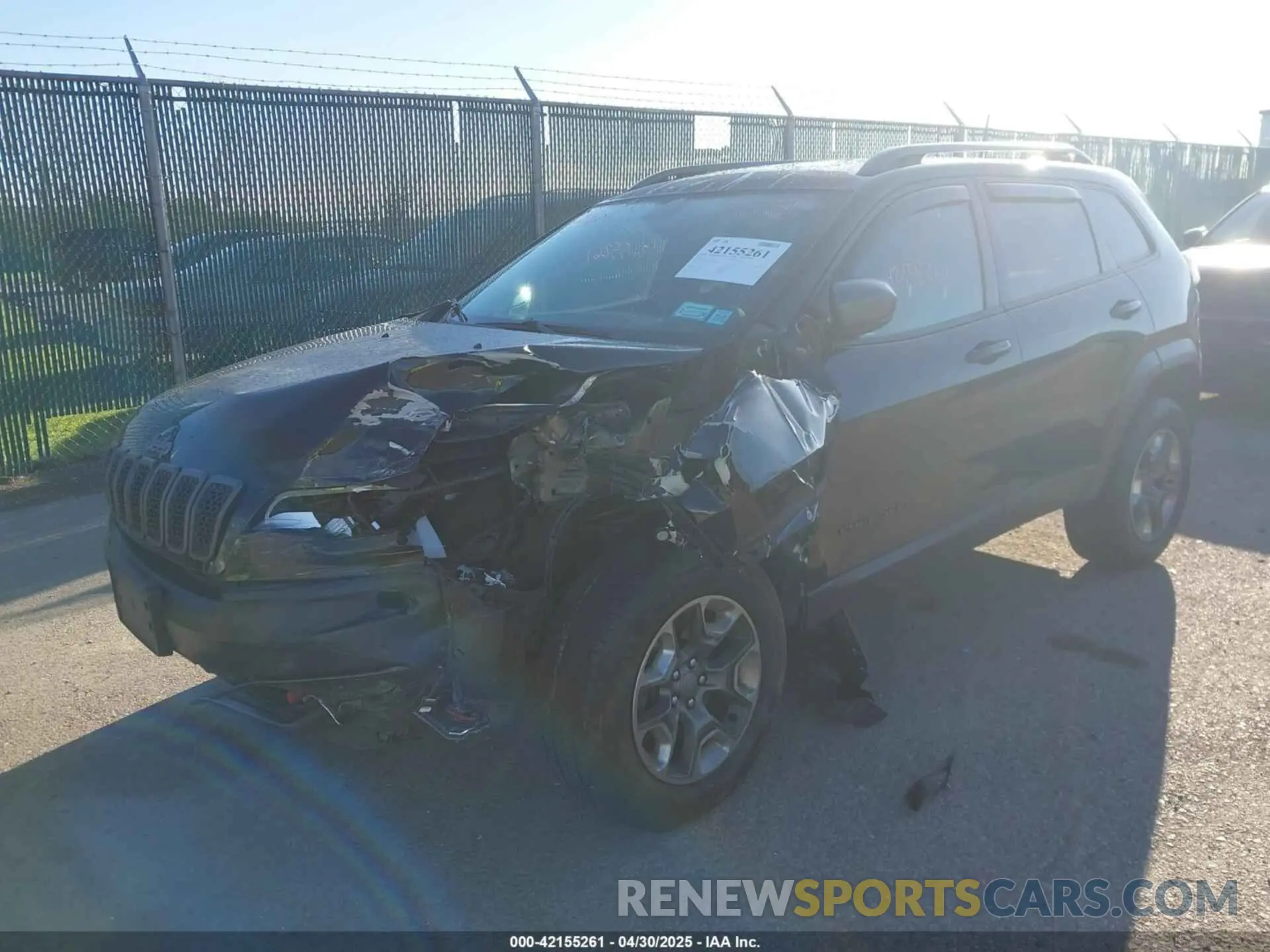 2 Photograph of a damaged car 1C4PJMBX0KD210316 JEEP CHEROKEE 2019