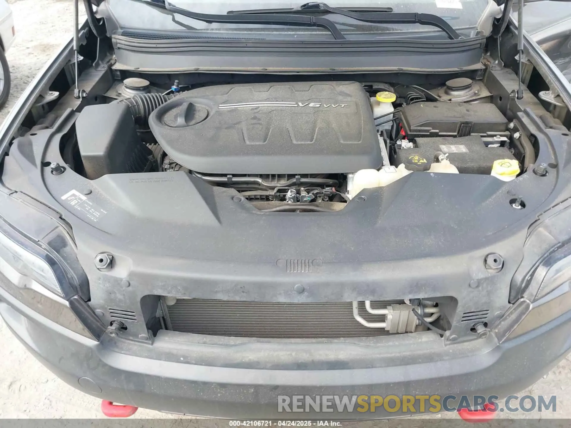 10 Фотография поврежденного автомобиля 1C4PJMBX1KD314121 JEEP CHEROKEE 2019