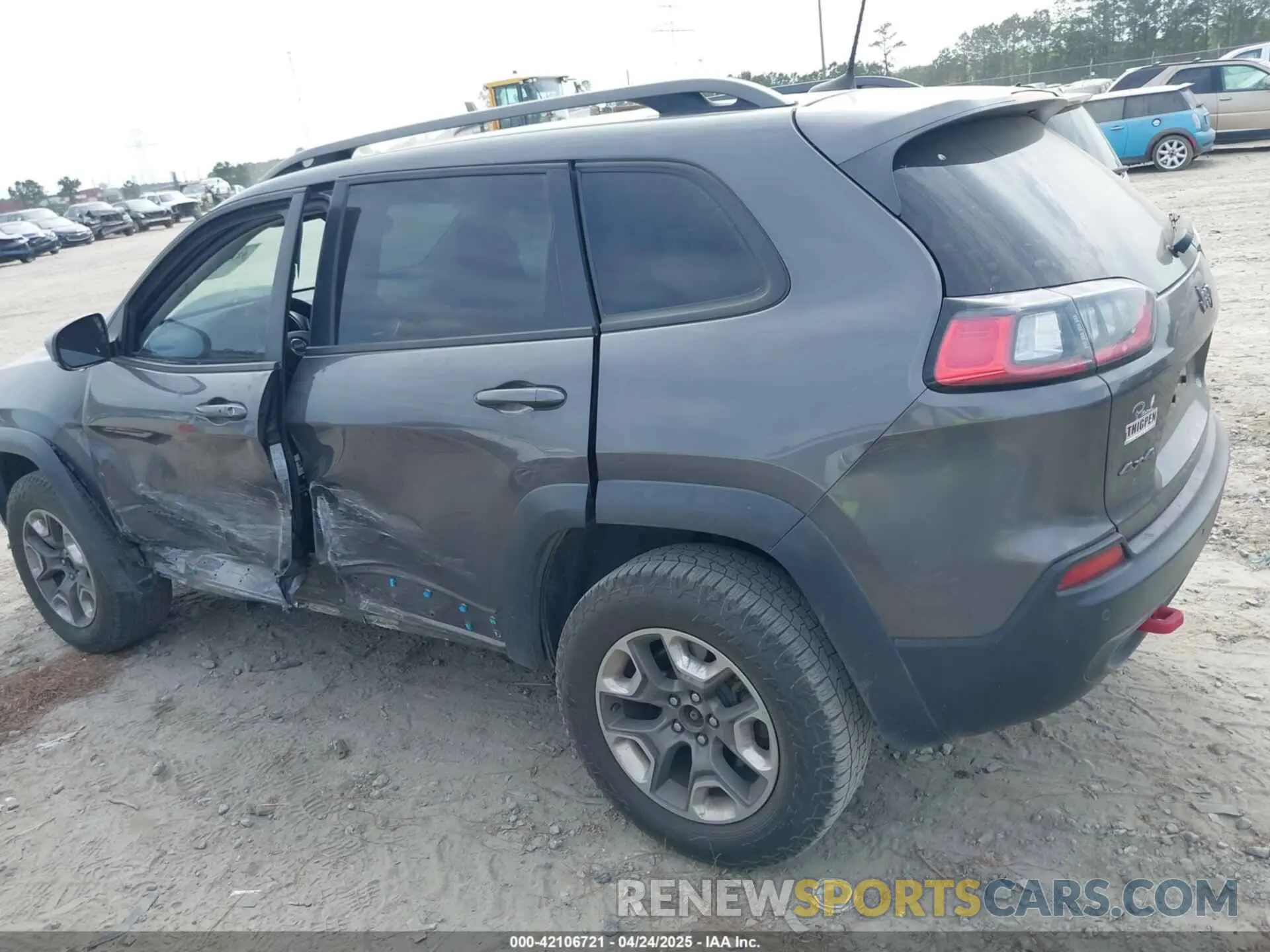 14 Фотография поврежденного автомобиля 1C4PJMBX1KD314121 JEEP CHEROKEE 2019