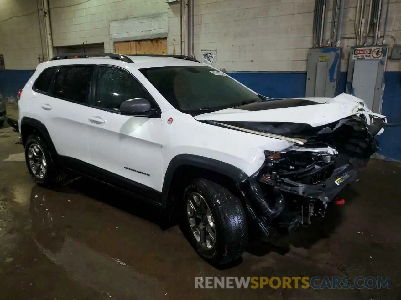 4 Фотография поврежденного автомобиля 1C4PJMBX1KD398750 JEEP CHEROKEE 2019