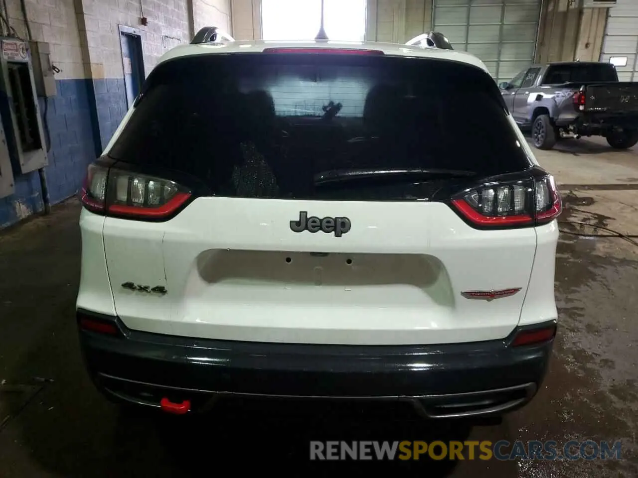 6 Фотография поврежденного автомобиля 1C4PJMBX1KD398750 JEEP CHEROKEE 2019