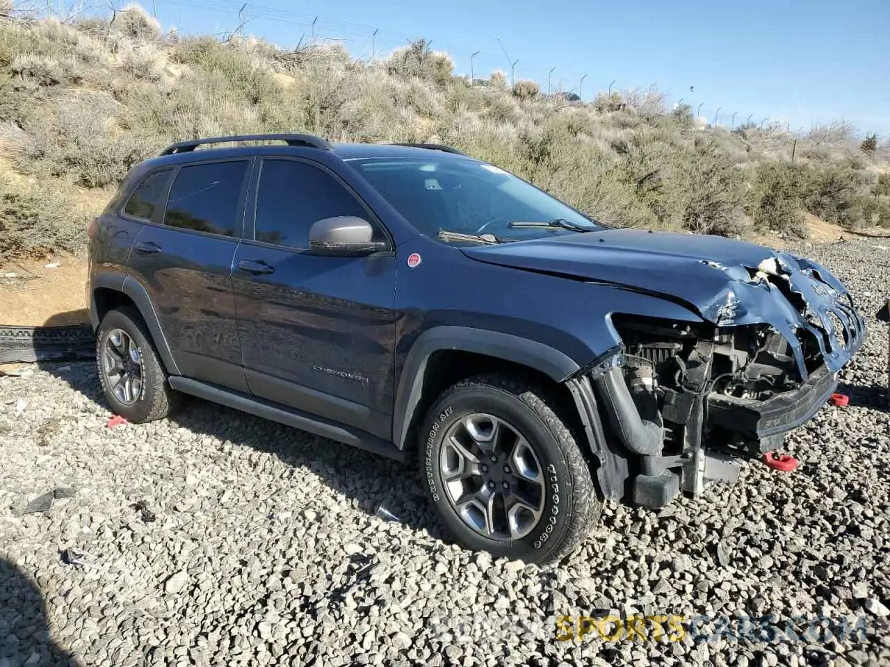 4 Photograph of a damaged car 1C4PJMBX1KD468702 JEEP CHEROKEE 2019