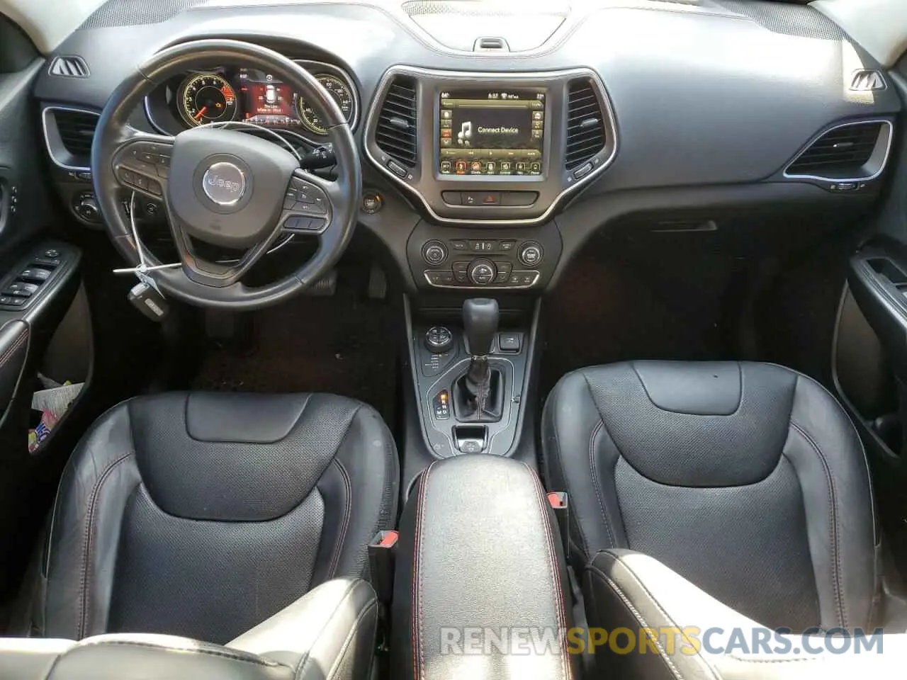 8 Photograph of a damaged car 1C4PJMBX1KD468702 JEEP CHEROKEE 2019