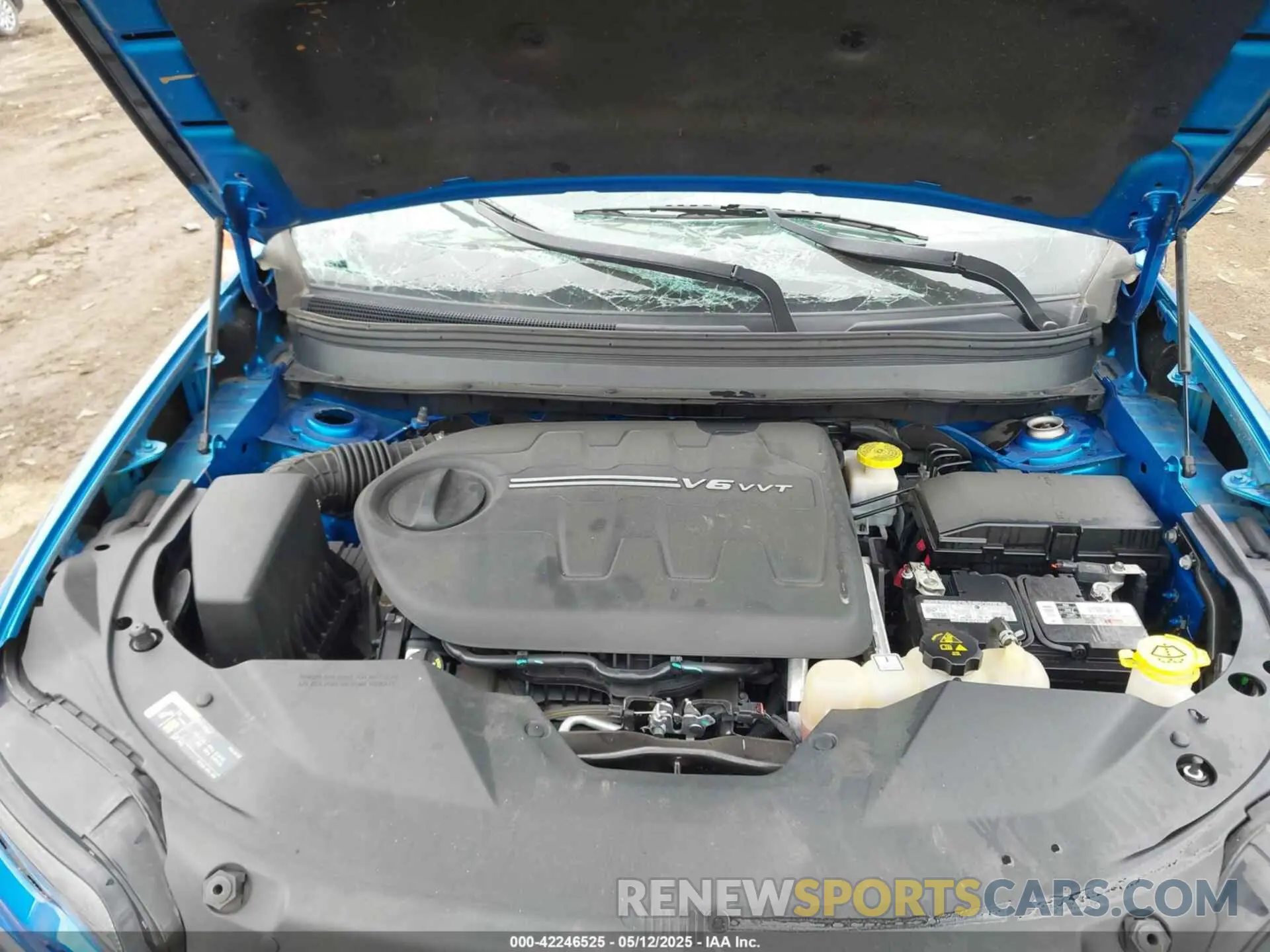 10 Photograph of a damaged car 1C4PJMBX3KD295295 JEEP CHEROKEE 2019