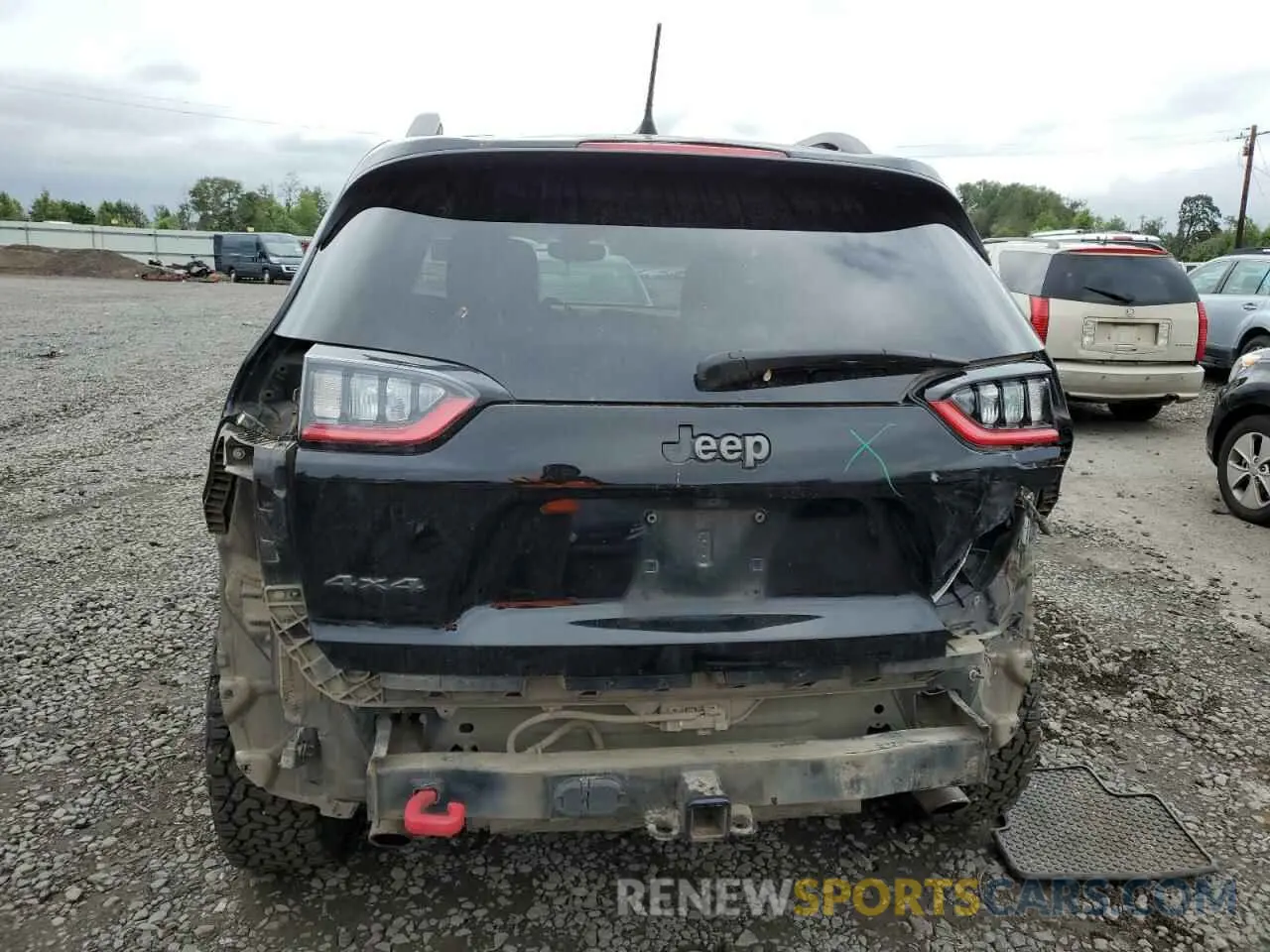 6 Фотография поврежденного автомобиля 1C4PJMBX4KD121641 JEEP CHEROKEE 2019