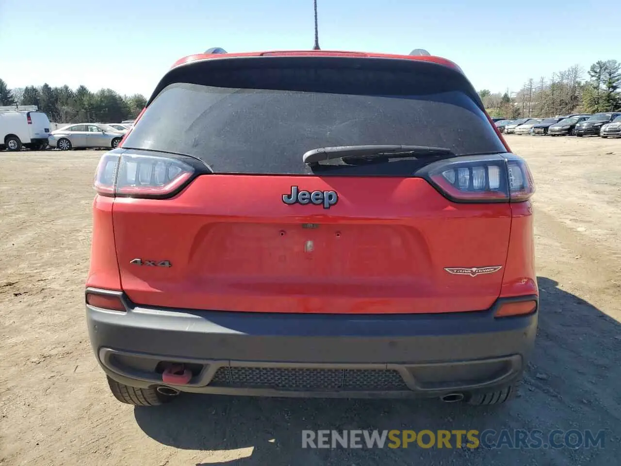 6 Photograph of a damaged car 1C4PJMBX4KD131120 JEEP CHEROKEE 2019
