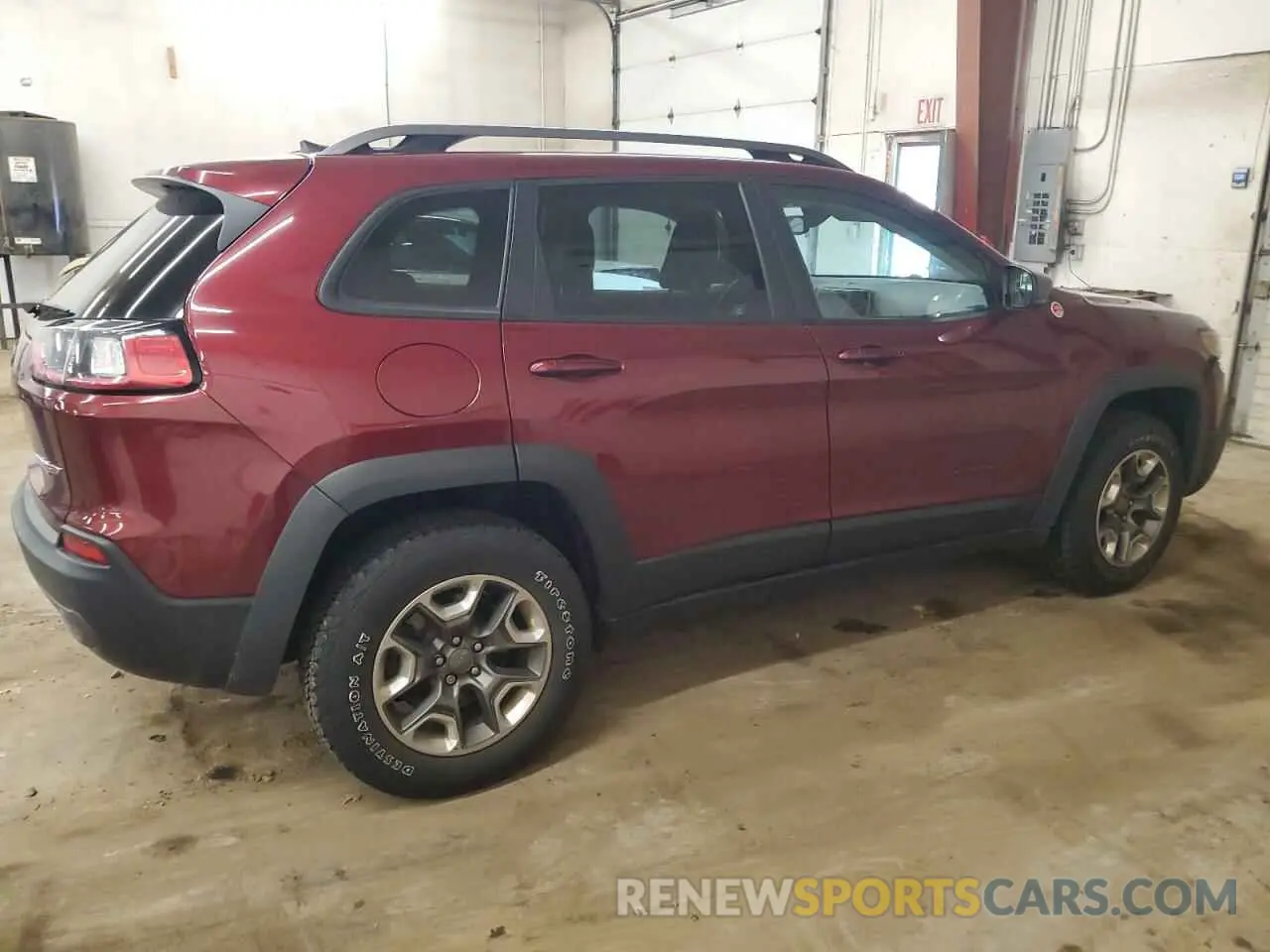 3 Photograph of a damaged car 1C4PJMBX4KD361675 JEEP CHEROKEE 2019