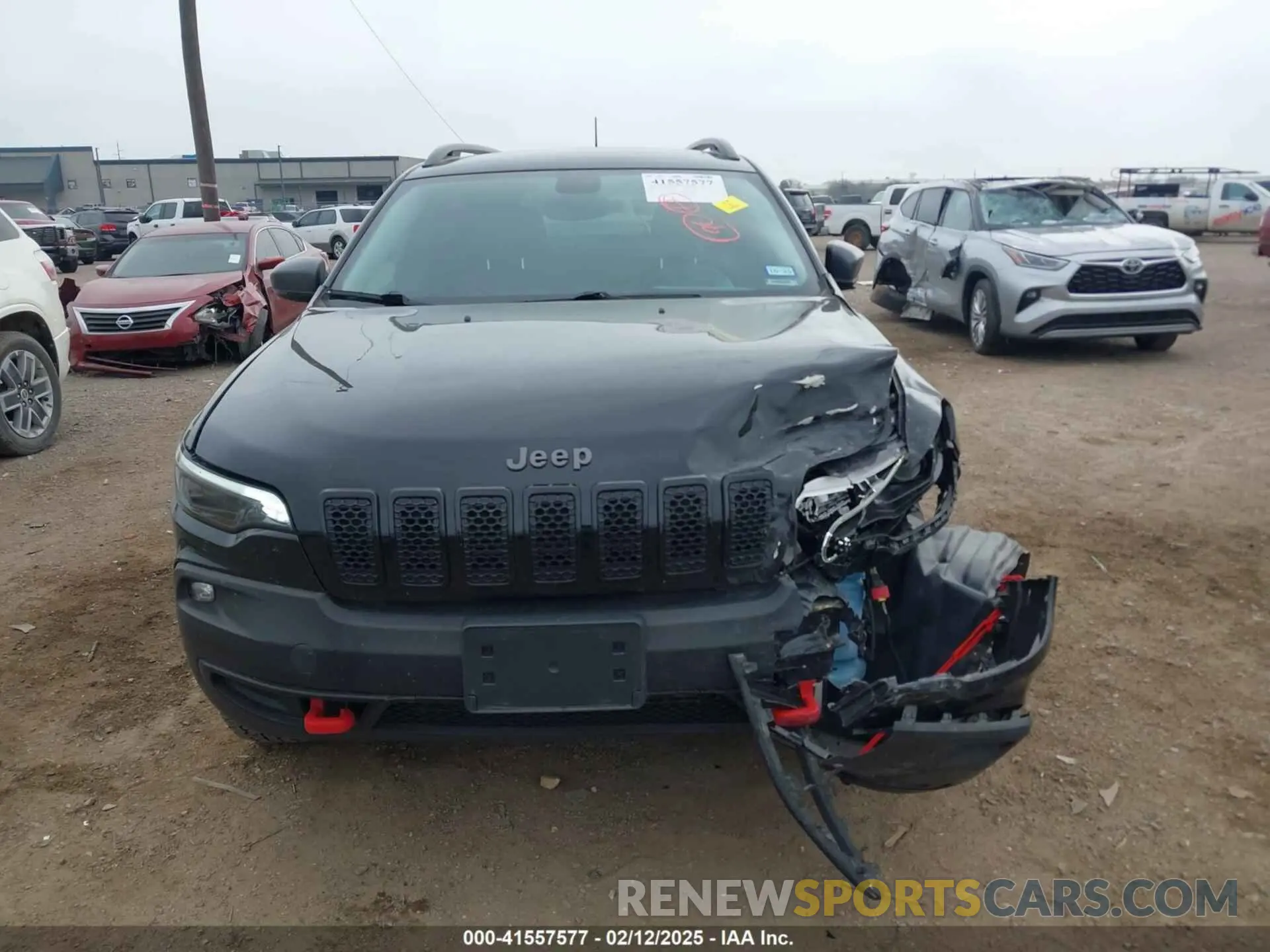 12 Photograph of a damaged car 1C4PJMBX4KD385796 JEEP CHEROKEE 2019