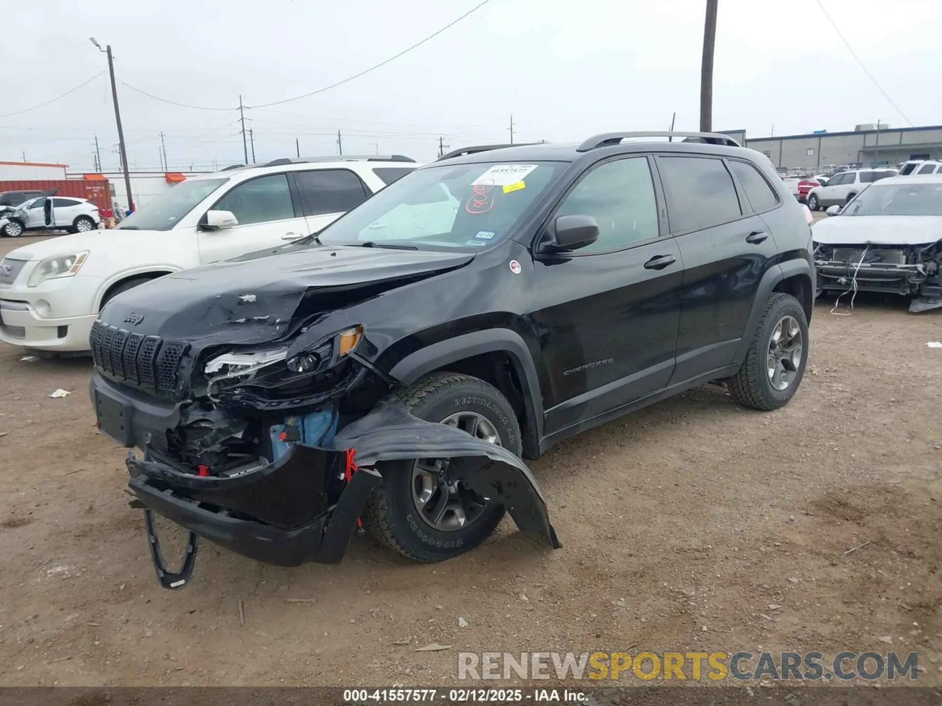 2 Photograph of a damaged car 1C4PJMBX4KD385796 JEEP CHEROKEE 2019