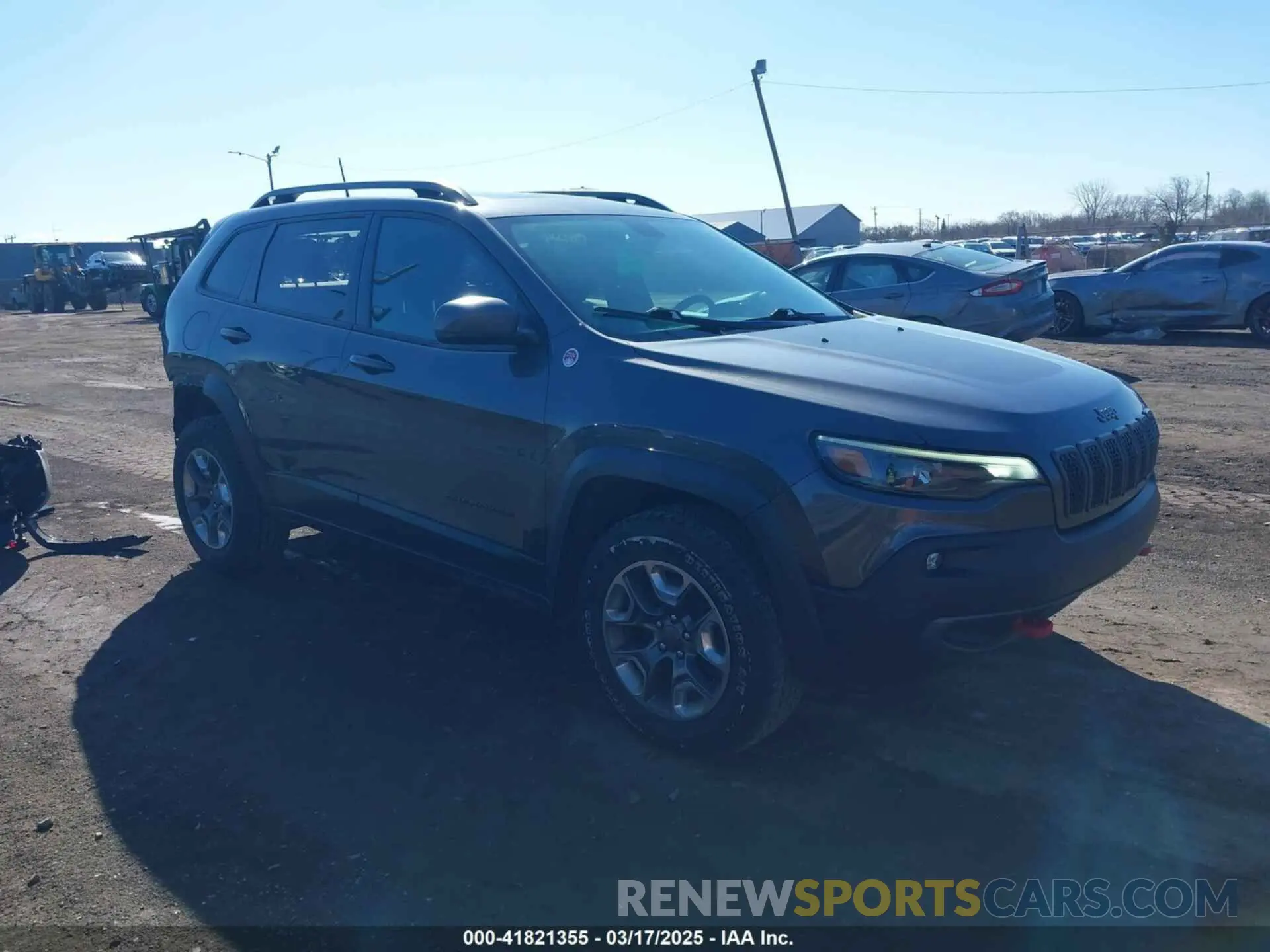 1 Photograph of a damaged car 1C4PJMBX6KD410391 JEEP CHEROKEE 2019