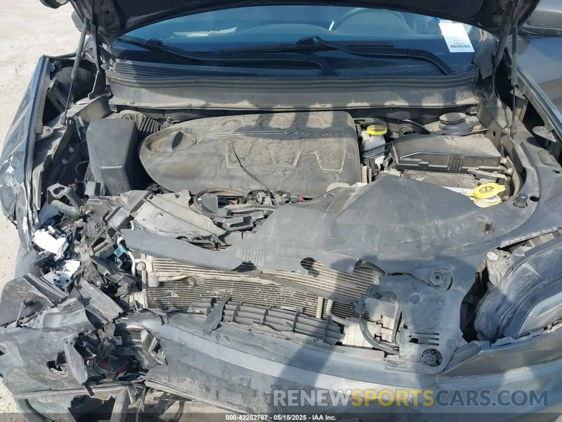 10 Фотография поврежденного автомобиля 1C4PJMBX7KD189366 JEEP CHEROKEE 2019