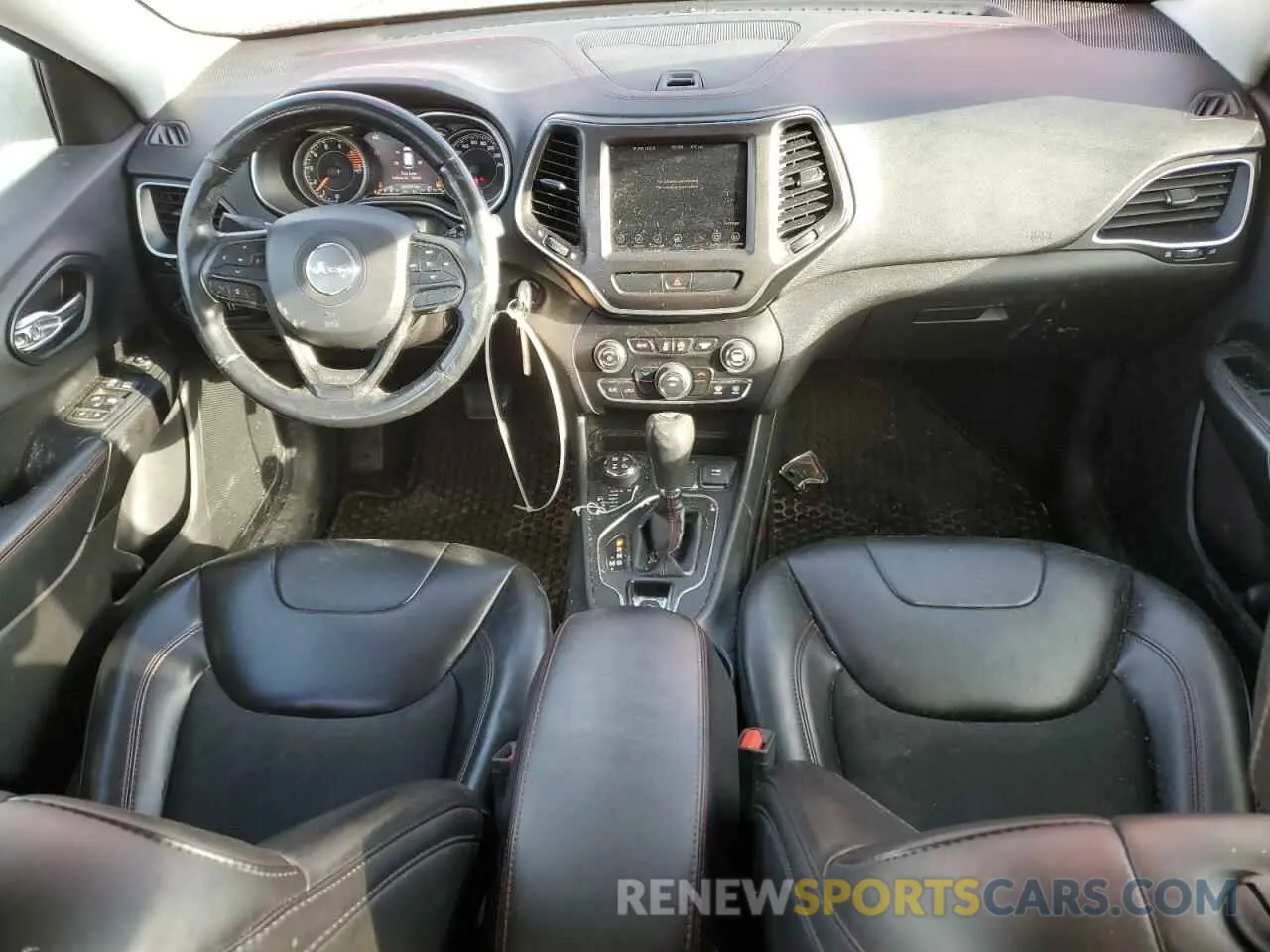 8 Photograph of a damaged car 1C4PJMBX7KD361816 JEEP CHEROKEE 2019