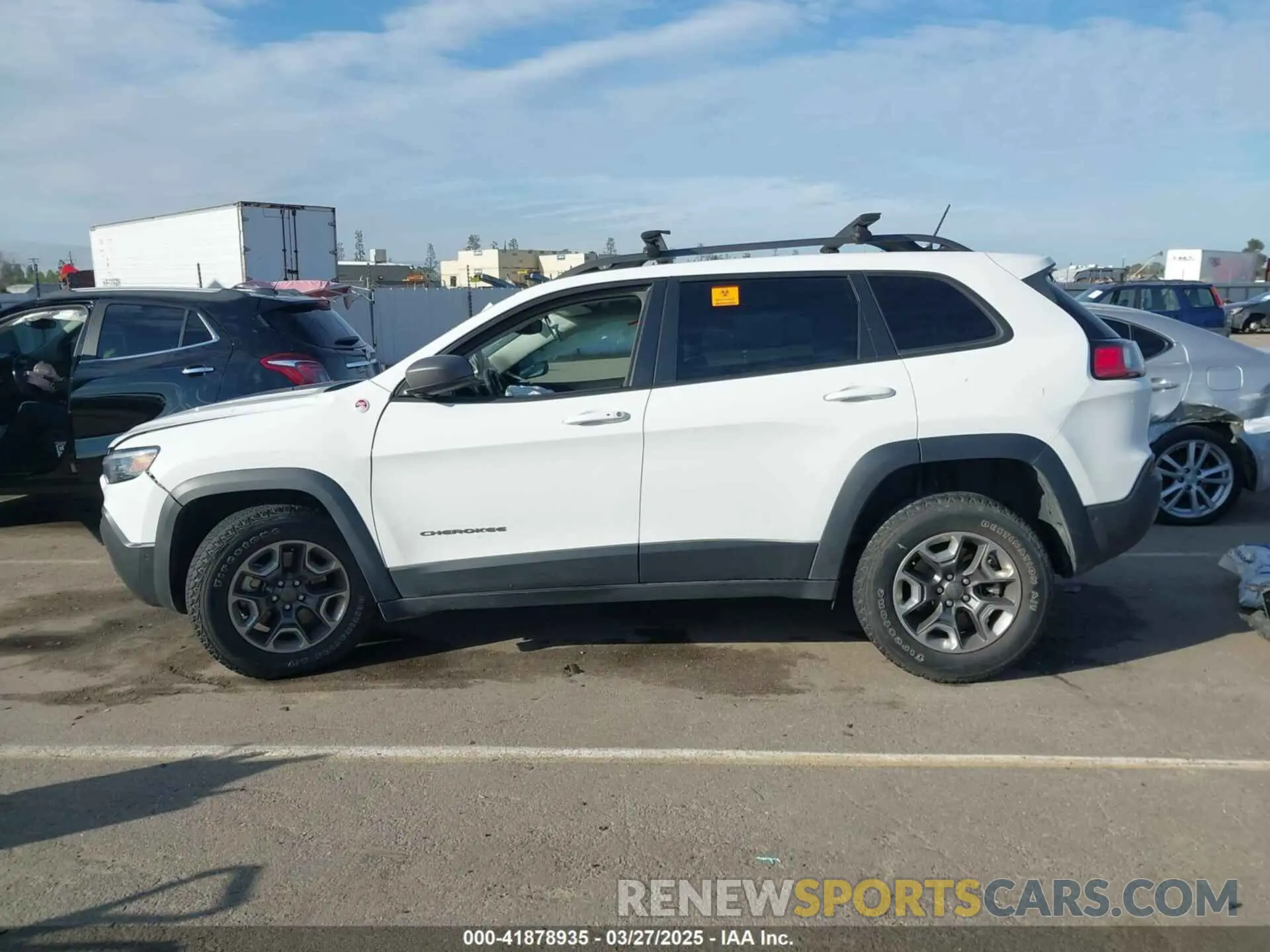 15 Фотография поврежденного автомобиля 1C4PJMBX7KD410612 JEEP CHEROKEE 2019