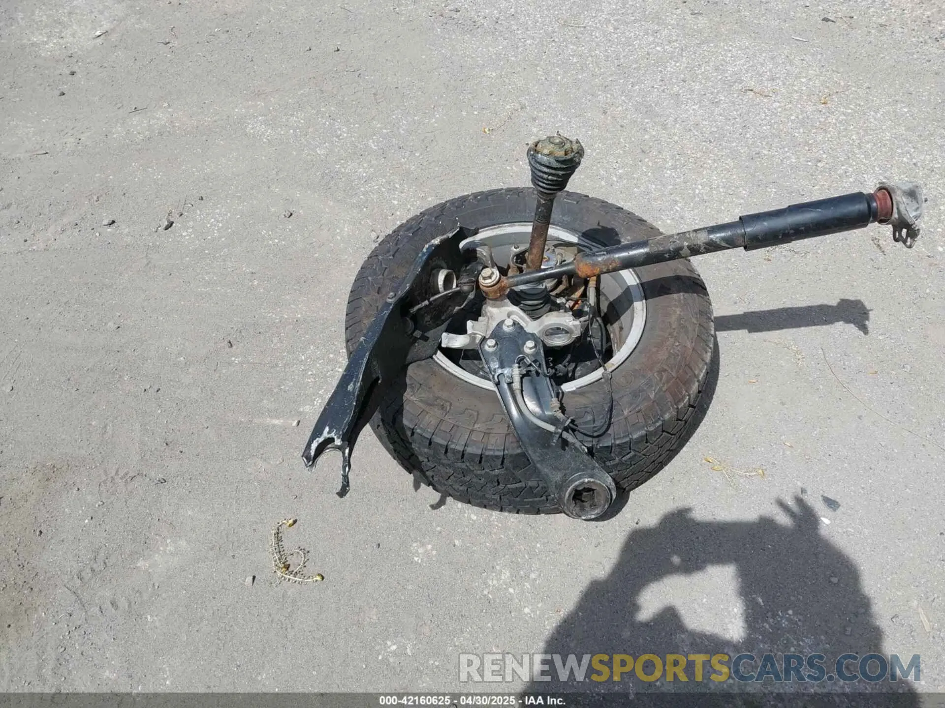 12 Photograph of a damaged car 1C4PJMBX9KD277416 JEEP CHEROKEE 2019