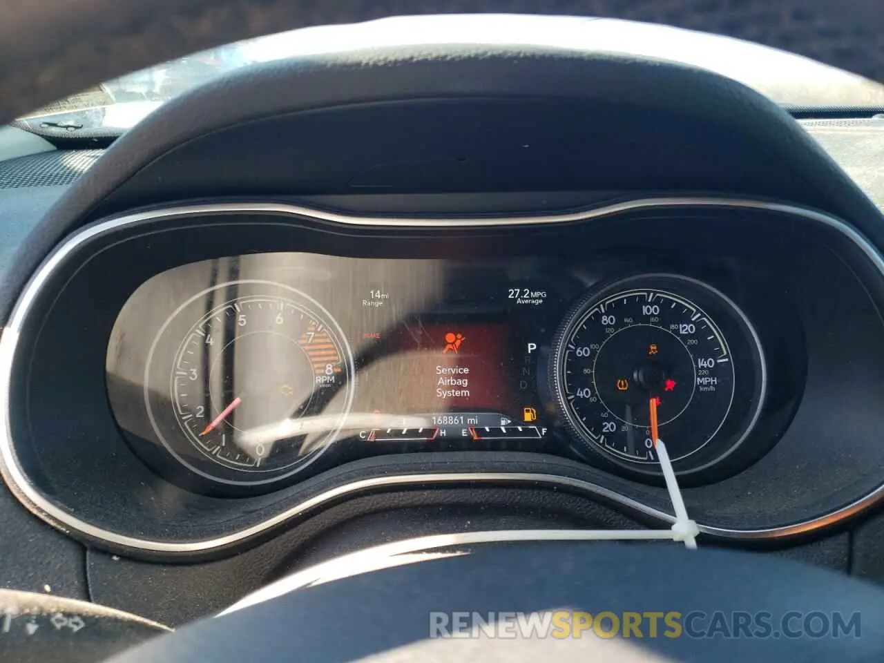 9 Фотография поврежденного автомобиля 1C4PJMBX9KD317171 JEEP CHEROKEE 2019