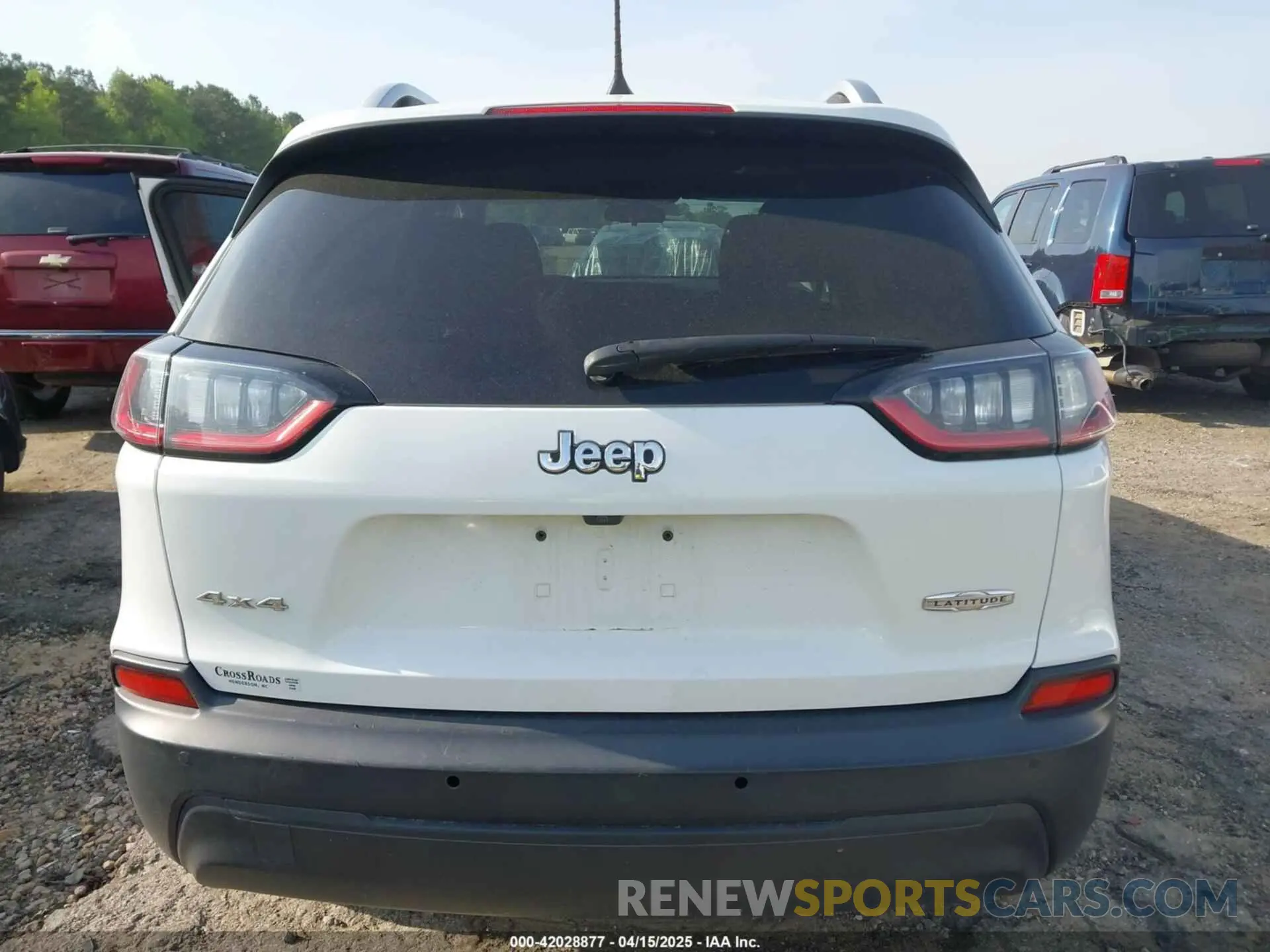 17 Фотография поврежденного автомобиля 1C4PJMCB3KD425451 JEEP CHEROKEE 2019