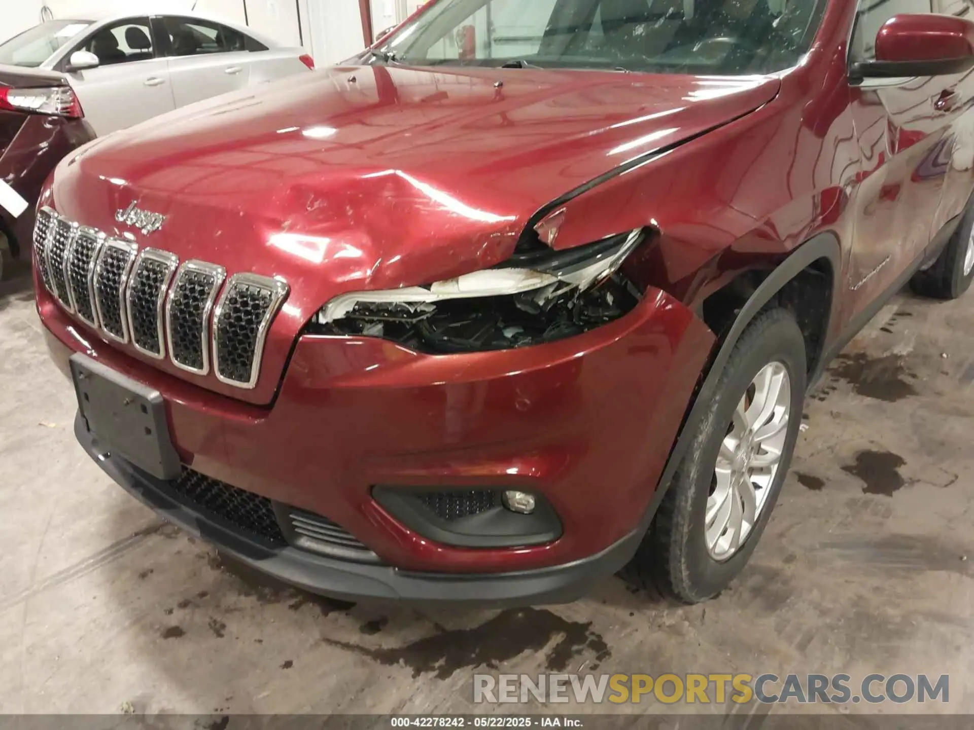 6 Фотография поврежденного автомобиля 1C4PJMCB6KD335596 JEEP CHEROKEE 2019