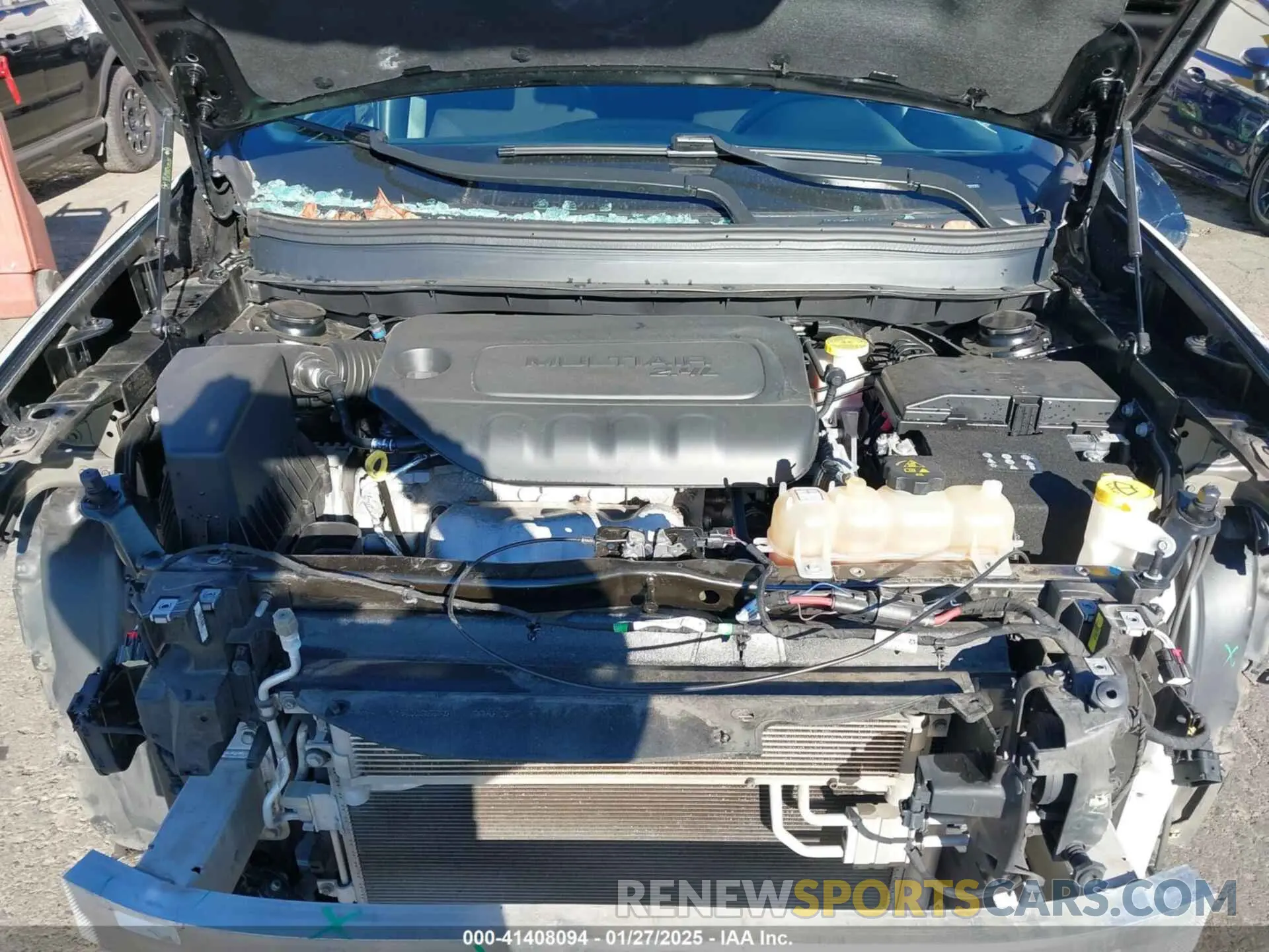10 Photograph of a damaged car 1C4PJMCB9KD351369 JEEP CHEROKEE 2019