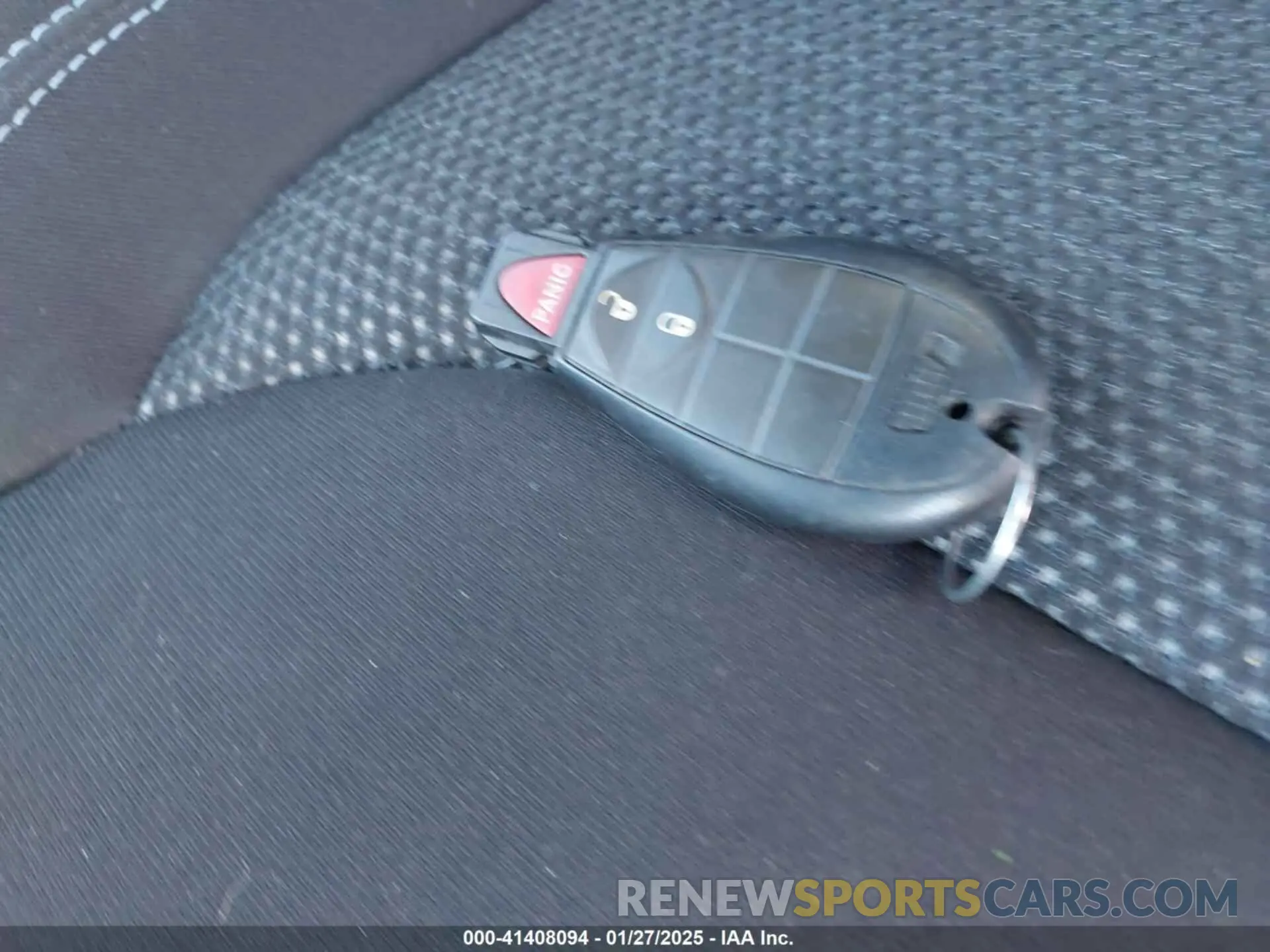 11 Photograph of a damaged car 1C4PJMCB9KD351369 JEEP CHEROKEE 2019
