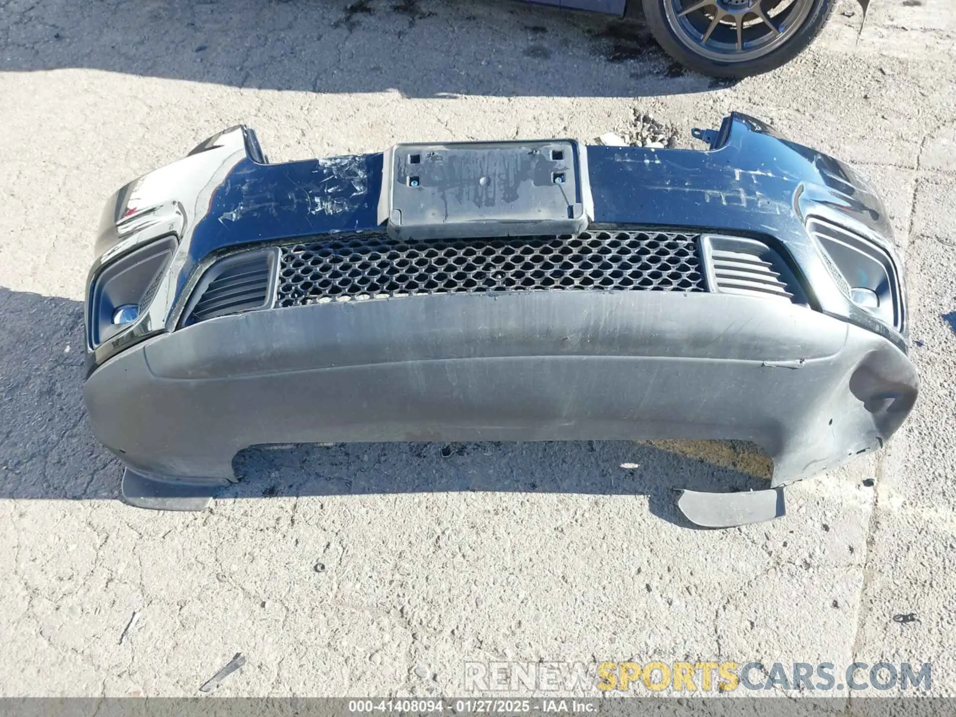 12 Photograph of a damaged car 1C4PJMCB9KD351369 JEEP CHEROKEE 2019