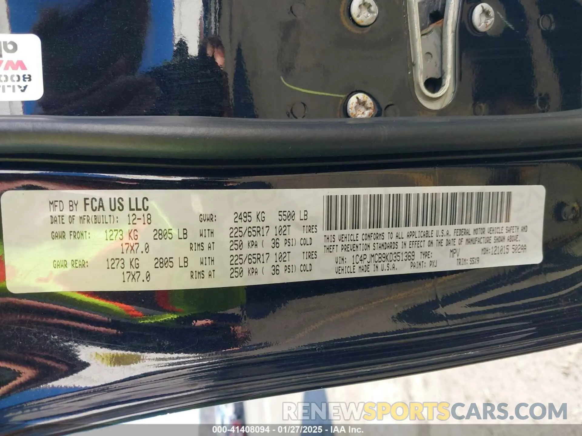 9 Photograph of a damaged car 1C4PJMCB9KD351369 JEEP CHEROKEE 2019