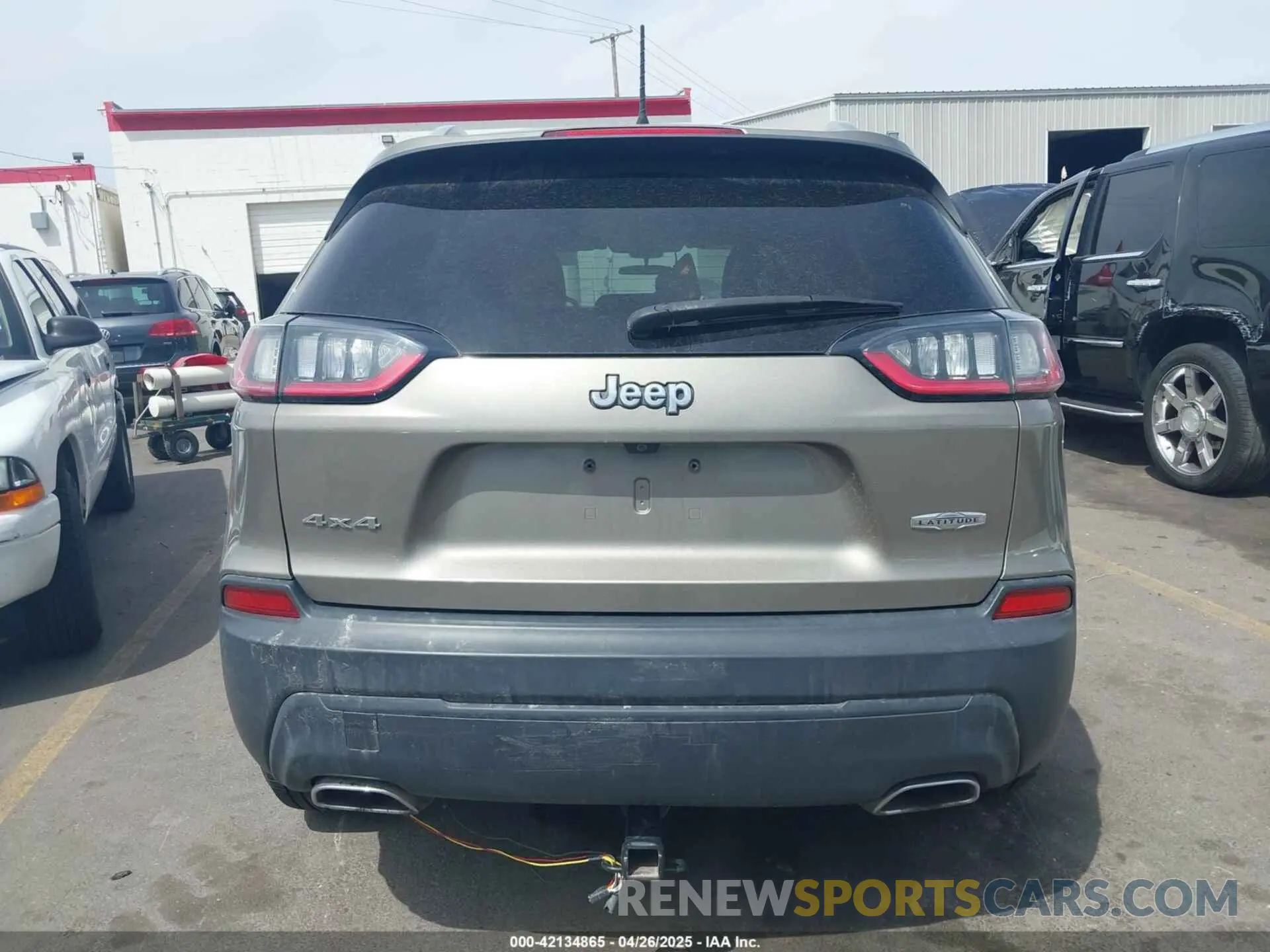 16 Фотография поврежденного автомобиля 1C4PJMCX3KD103498 JEEP CHEROKEE 2019