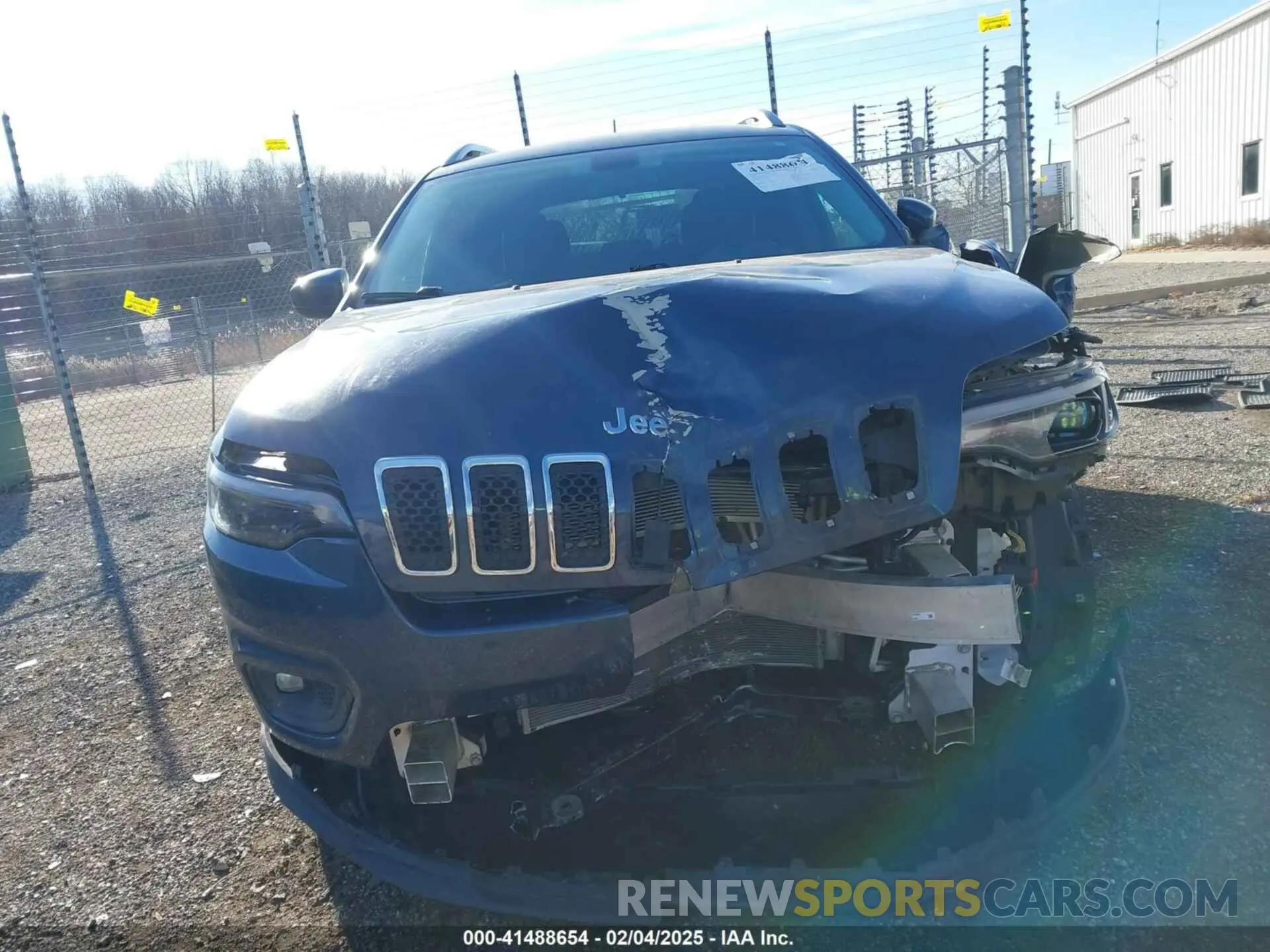 12 Photograph of a damaged car 1C4PJMCX4KD469454 JEEP CHEROKEE 2019