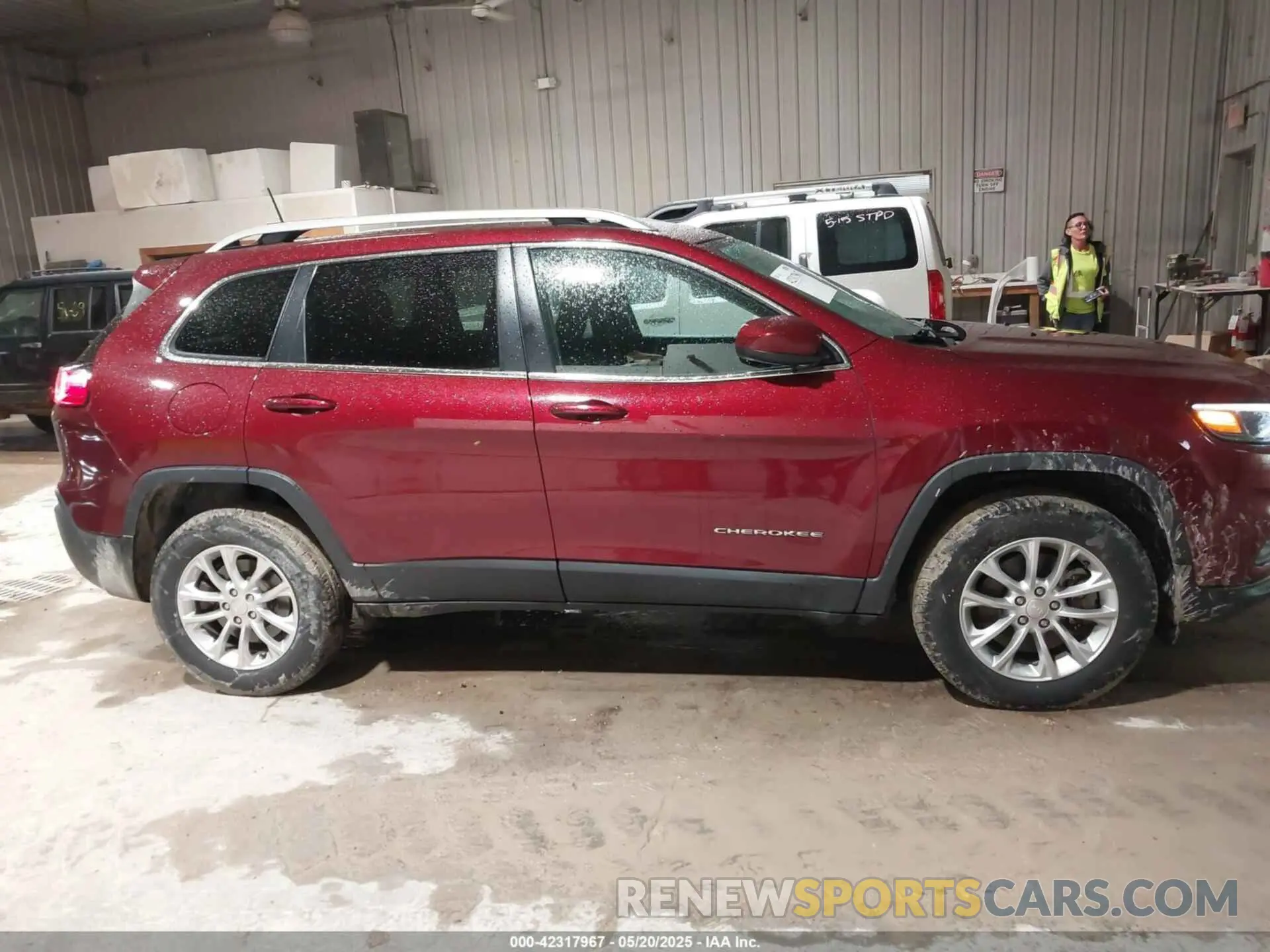 13 Фотография поврежденного автомобиля 1C4PJMCX8KD234099 JEEP CHEROKEE 2019