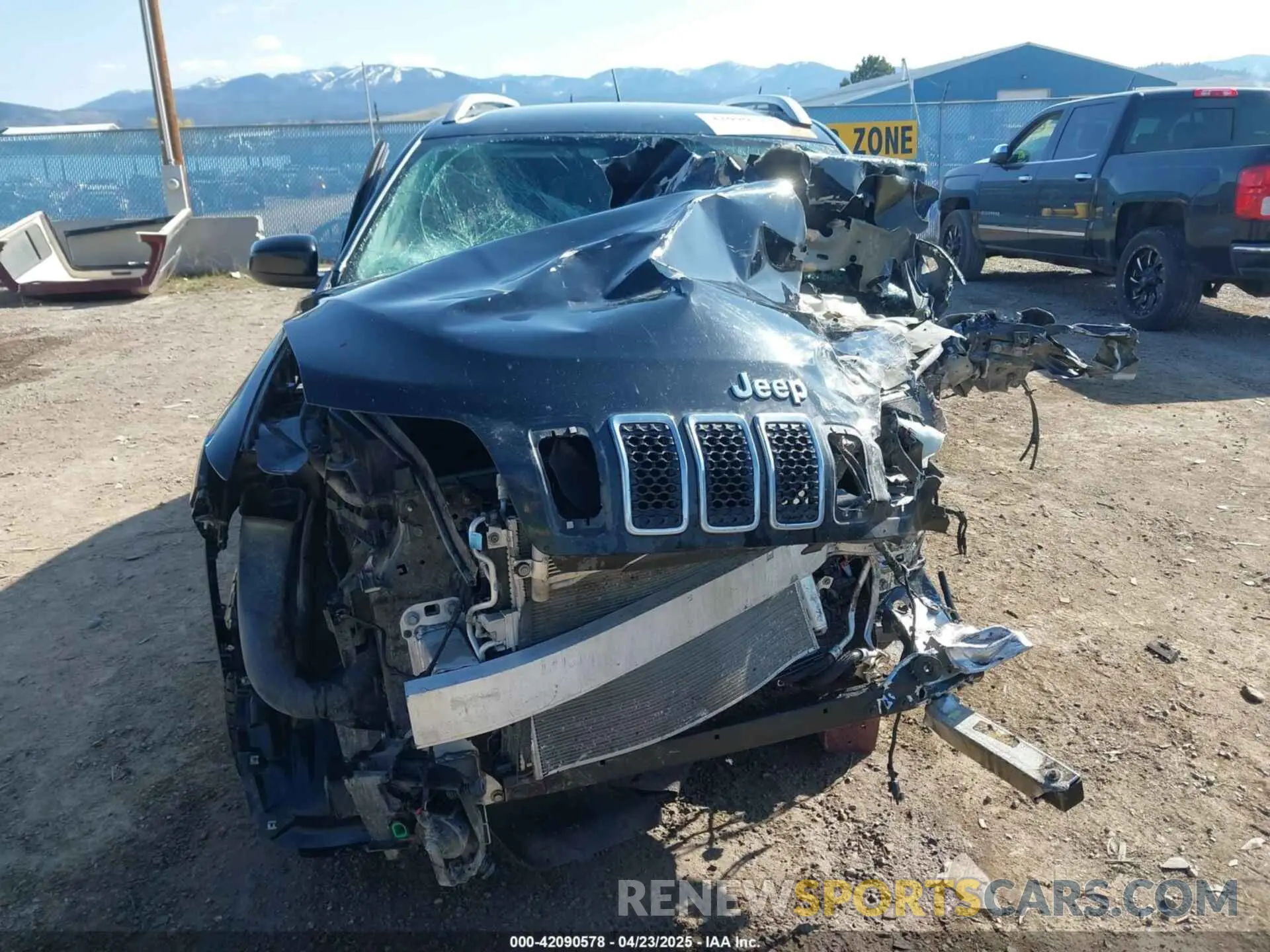 11 Фотография поврежденного автомобиля 1C4PJMCX9KD131399 JEEP CHEROKEE 2019