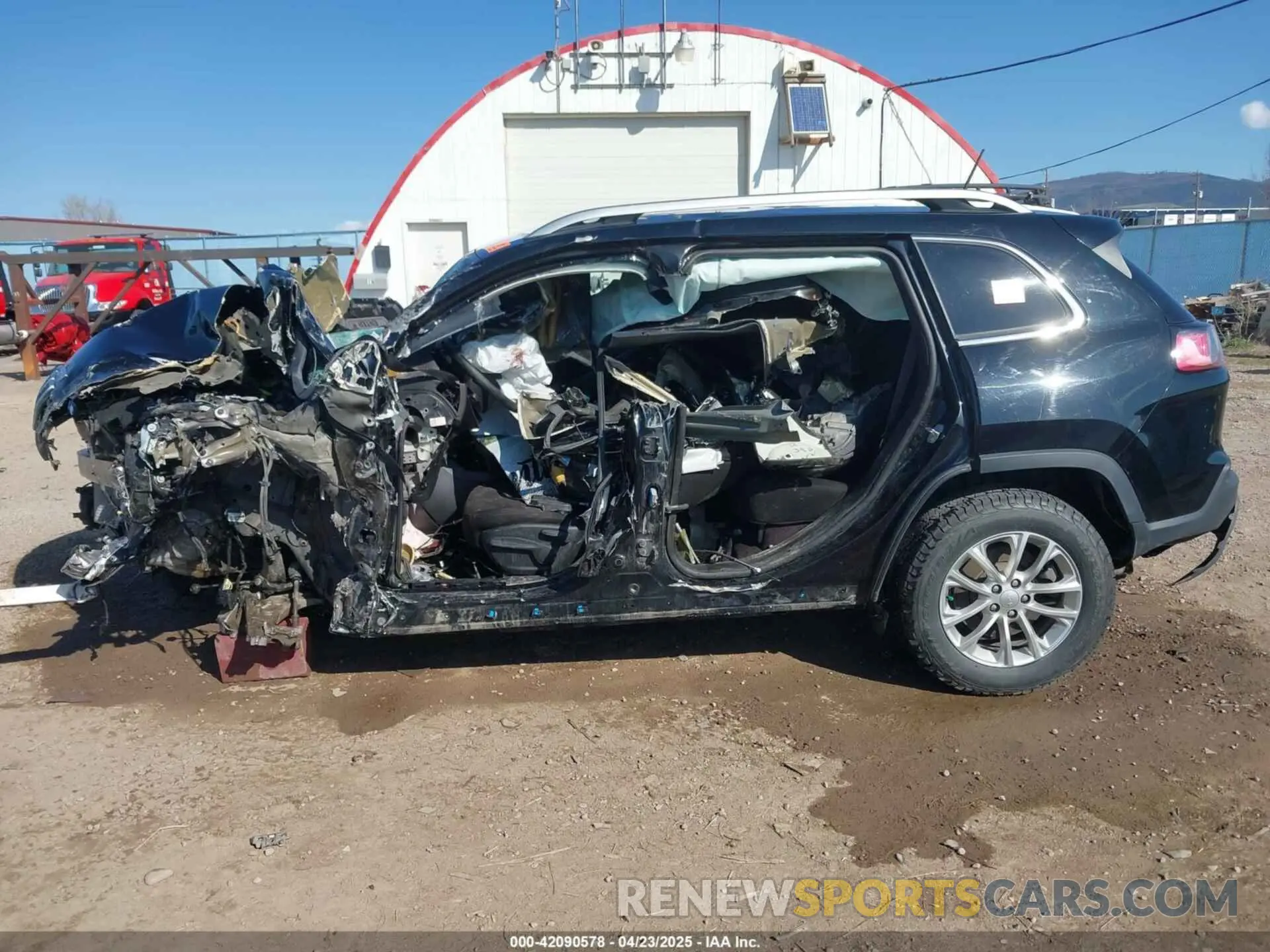 13 Фотография поврежденного автомобиля 1C4PJMCX9KD131399 JEEP CHEROKEE 2019