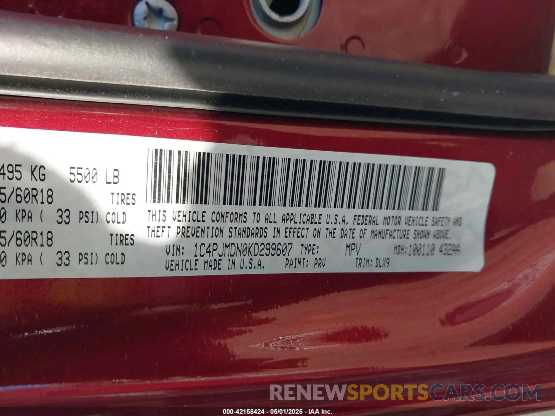 9 Photograph of a damaged car 1C4PJMDN0KD299607 JEEP CHEROKEE 2019