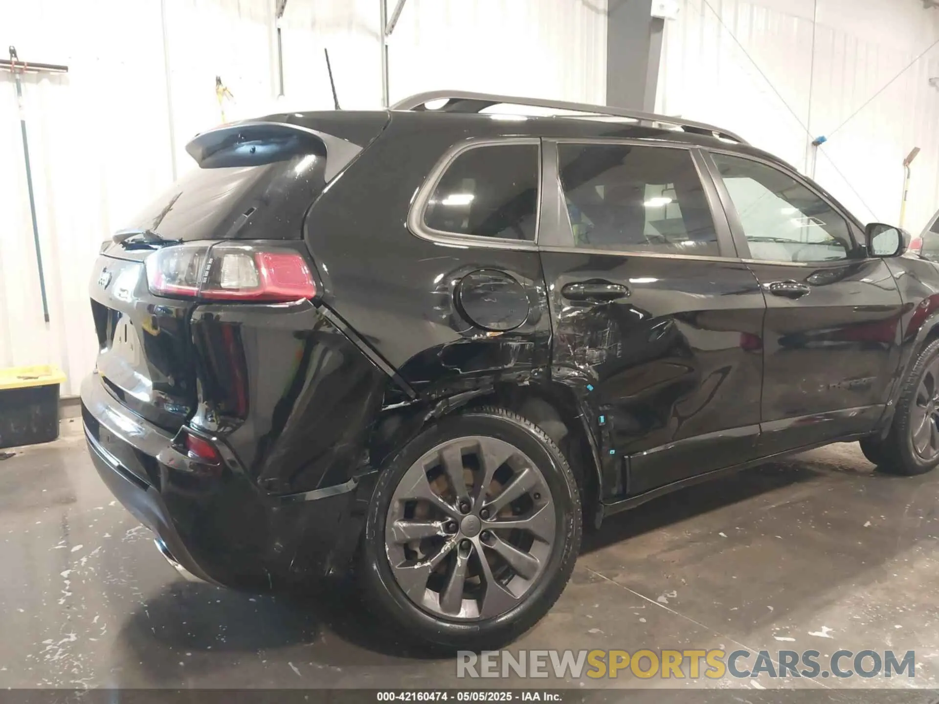 6 Фотография поврежденного автомобиля 1C4PJMDN3KD343910 JEEP CHEROKEE 2019