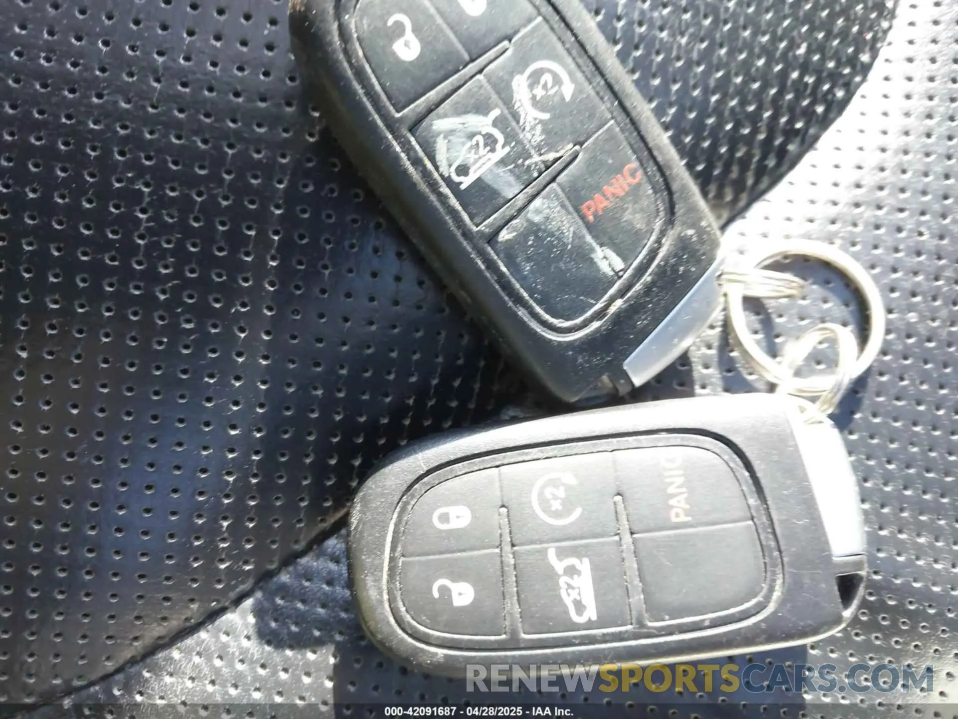 11 Photograph of a damaged car 1C4PJMDN4KD251950 JEEP CHEROKEE 2019