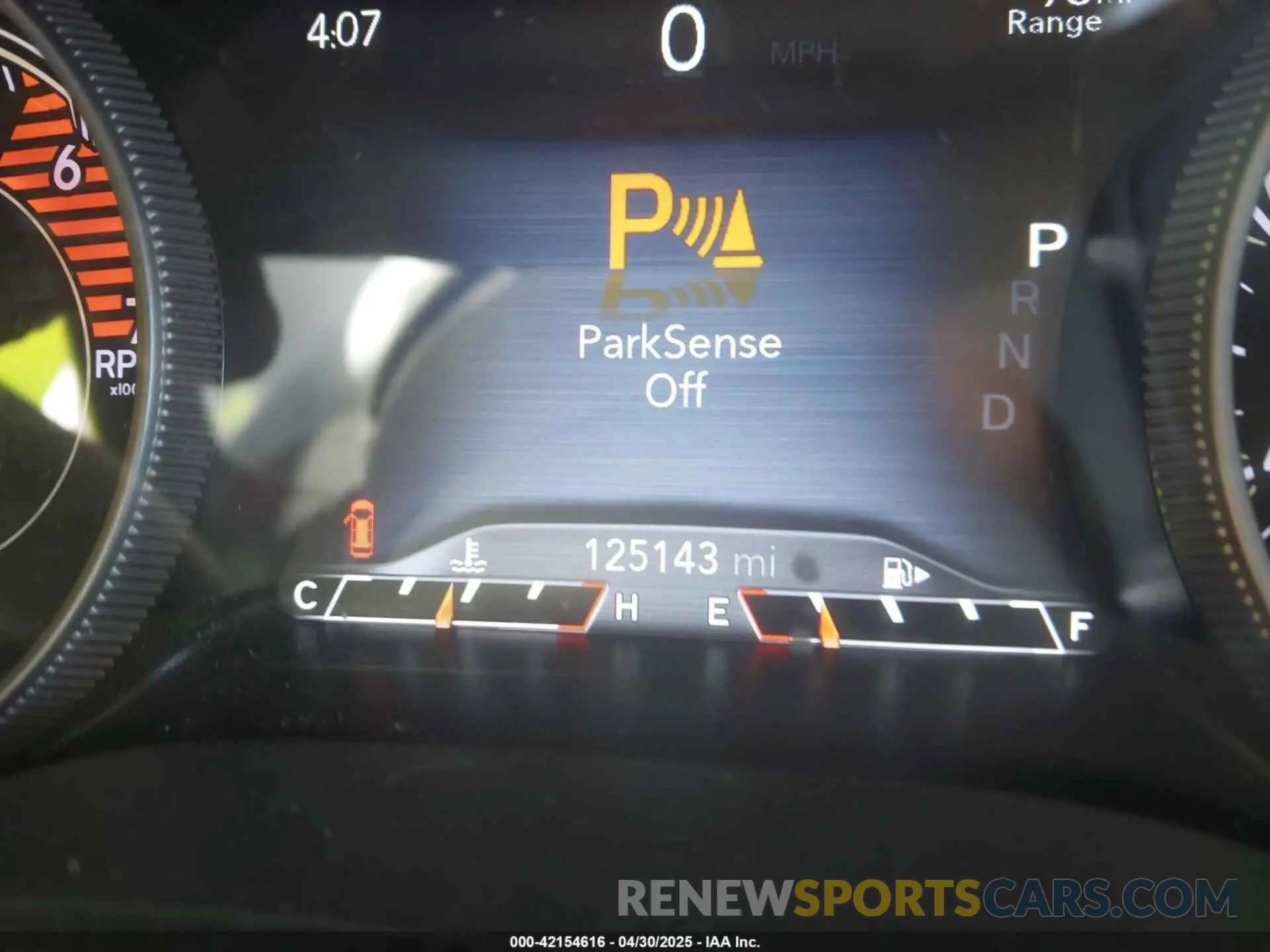 16 Photograph of a damaged car 1C4PJMDN5KD169421 JEEP CHEROKEE 2019