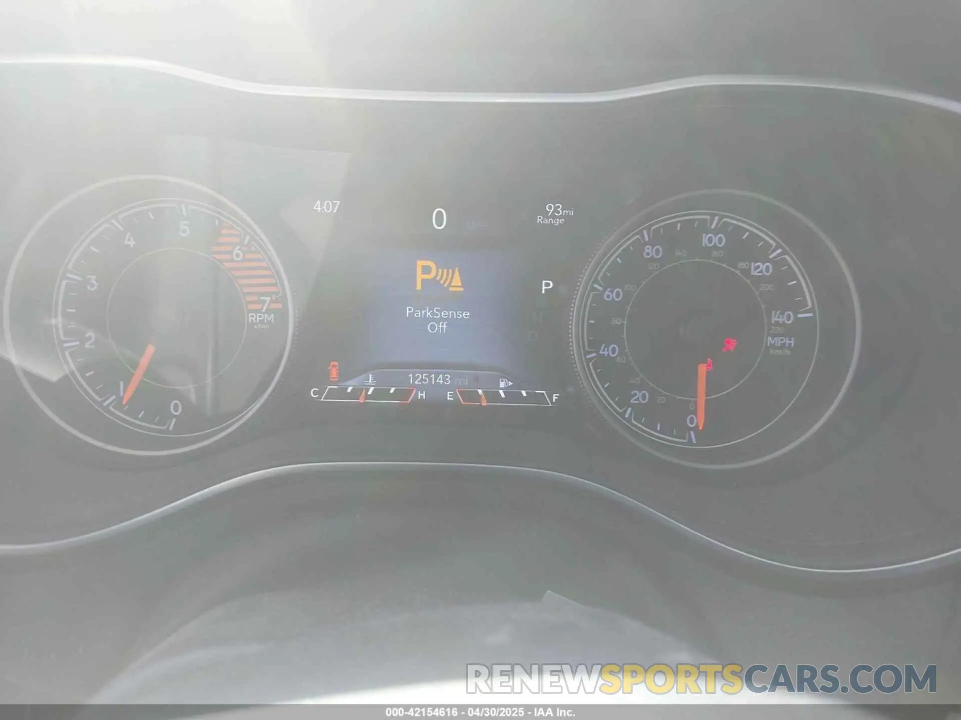 7 Photograph of a damaged car 1C4PJMDN5KD169421 JEEP CHEROKEE 2019