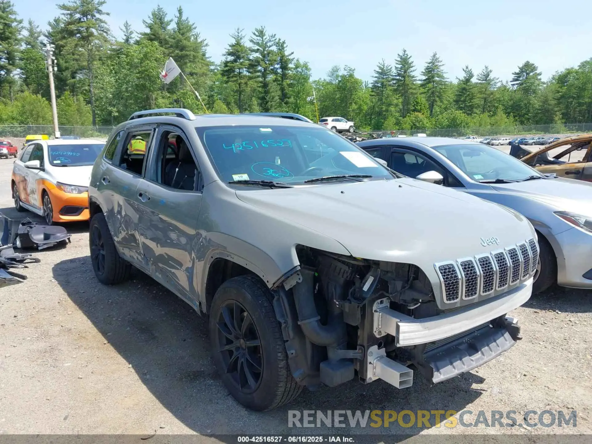 1 Photograph of a damaged car 1C4PJMDN5KD408546 JEEP CHEROKEE 2019