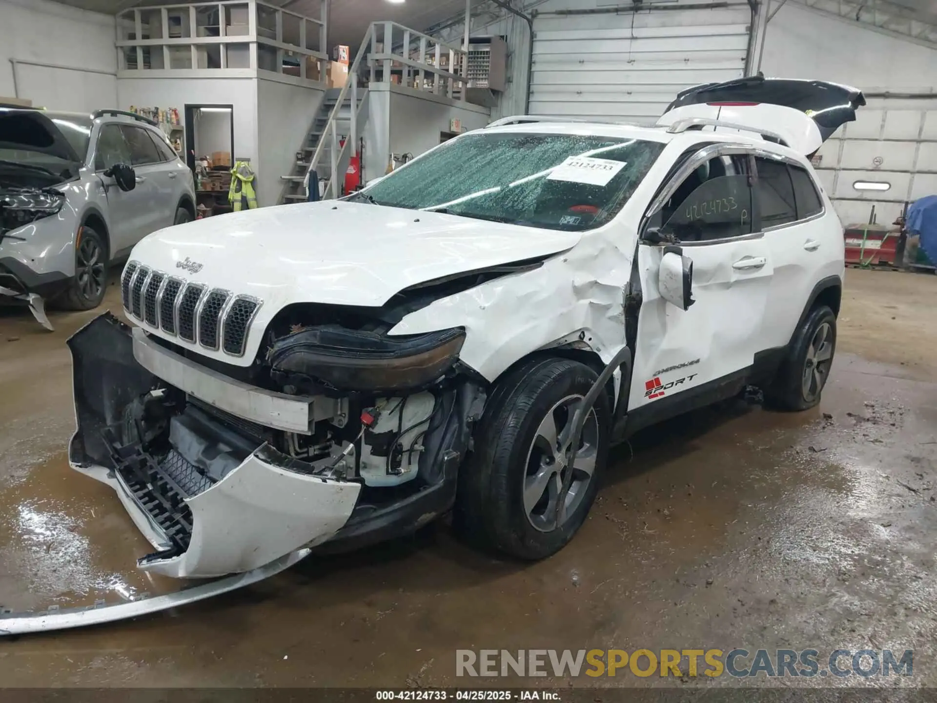 2 Фотография поврежденного автомобиля 1C4PJMDN9KD169616 JEEP CHEROKEE 2019