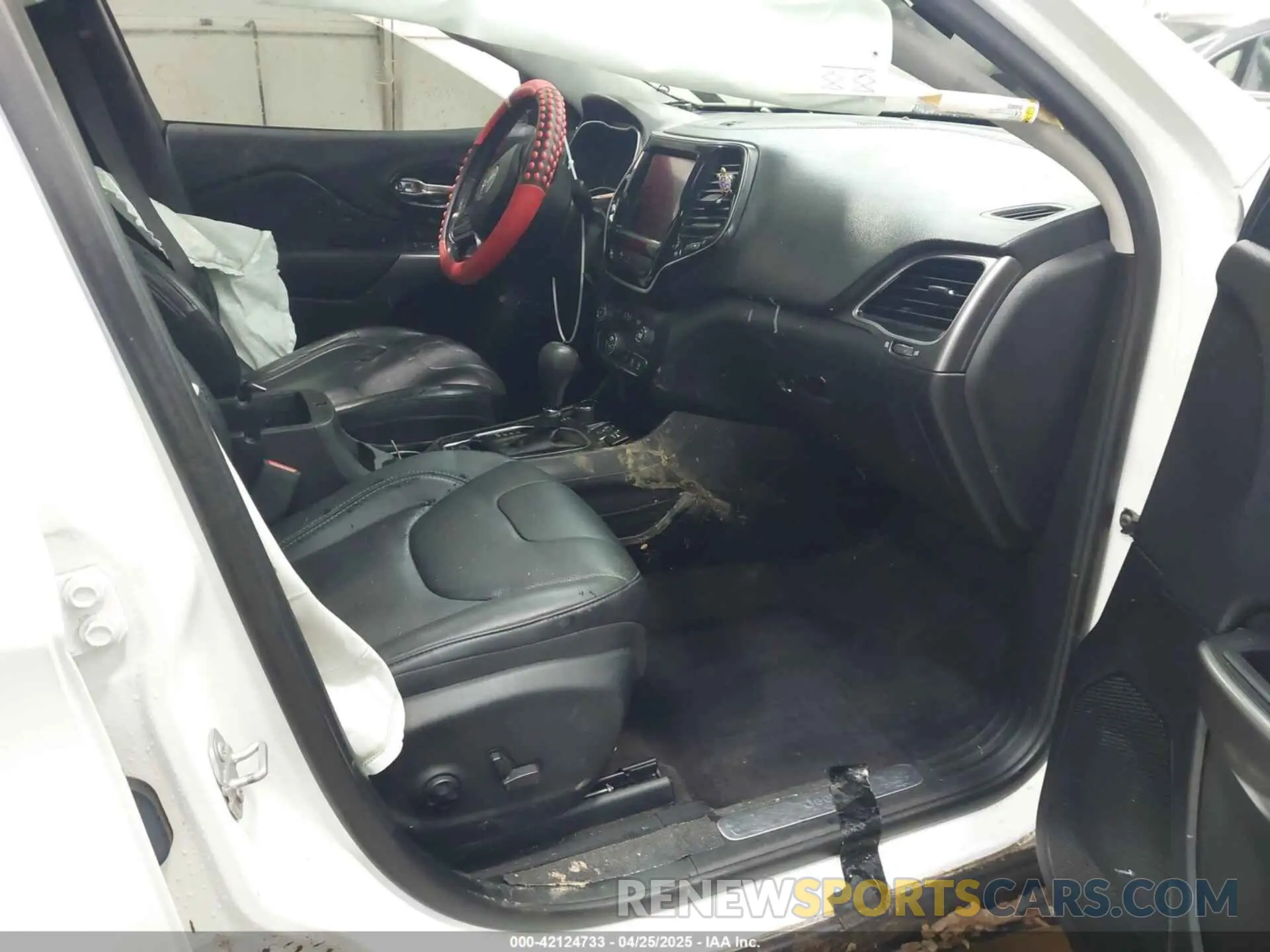 5 Фотография поврежденного автомобиля 1C4PJMDN9KD169616 JEEP CHEROKEE 2019