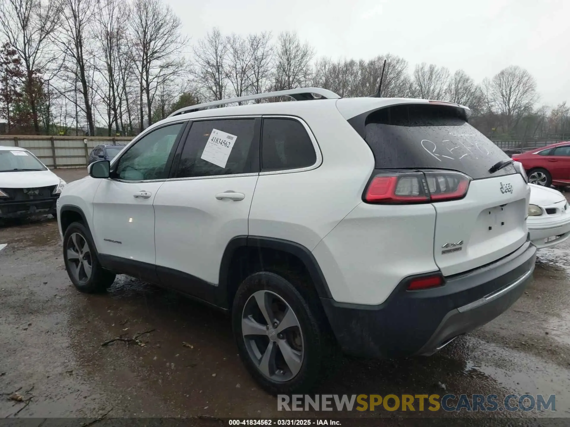 3 Photograph of a damaged car 1C4PJMDN9KD173231 JEEP CHEROKEE 2019