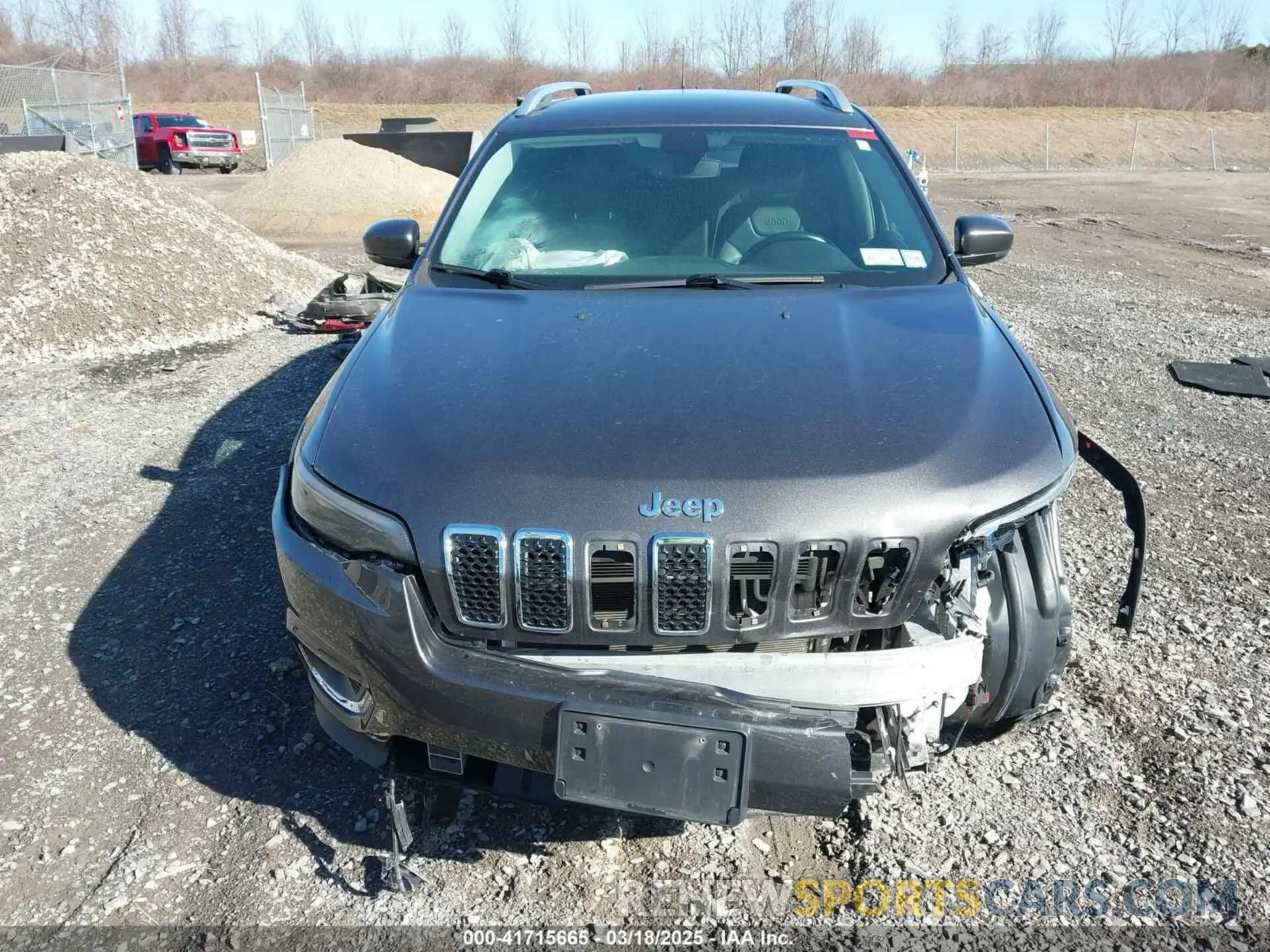 6 Photograph of a damaged car 1C4PJMDX0KD258170 JEEP CHEROKEE 2019