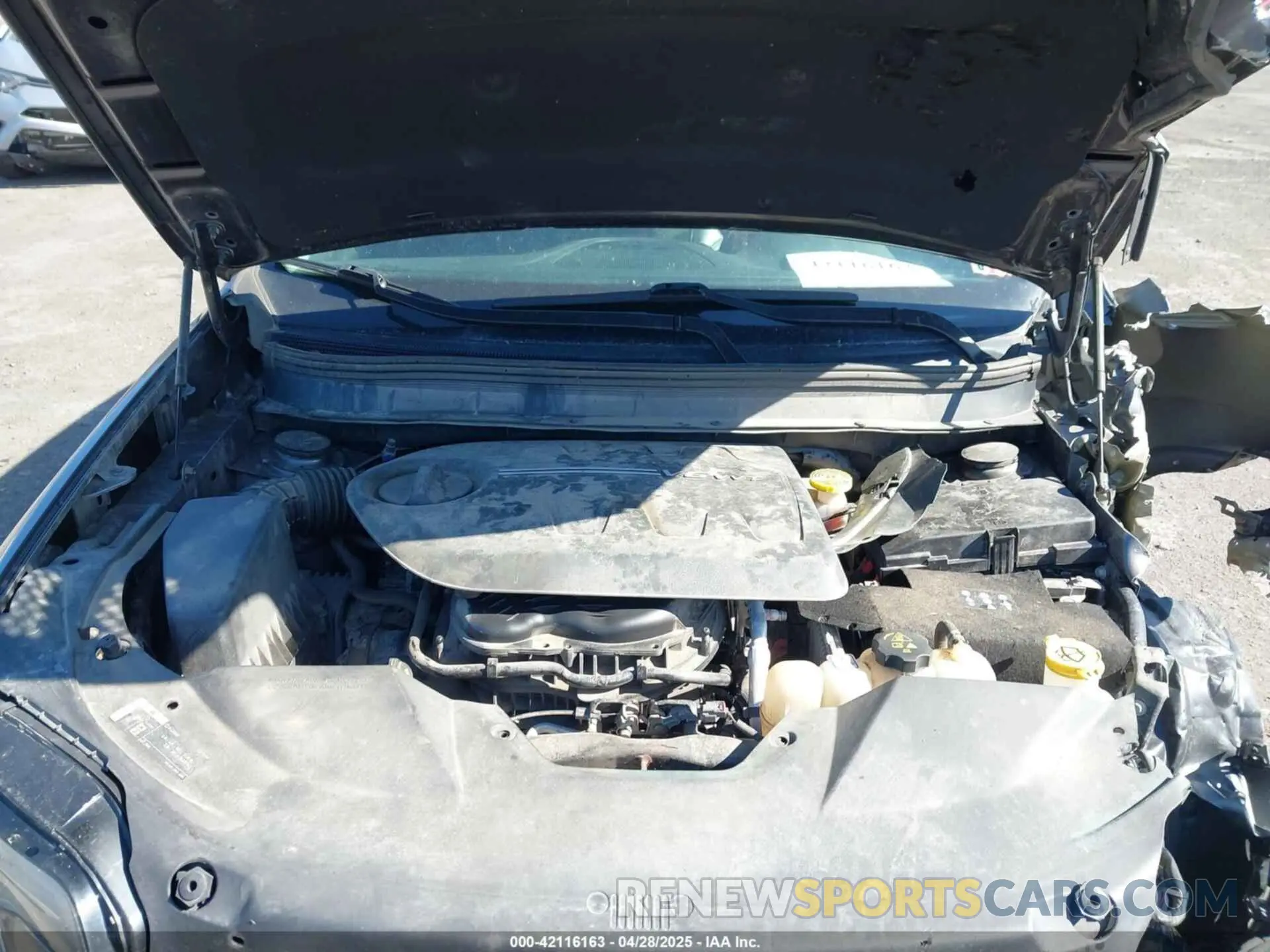 10 Фотография поврежденного автомобиля 1C4PJMDX0KD319579 JEEP CHEROKEE 2019