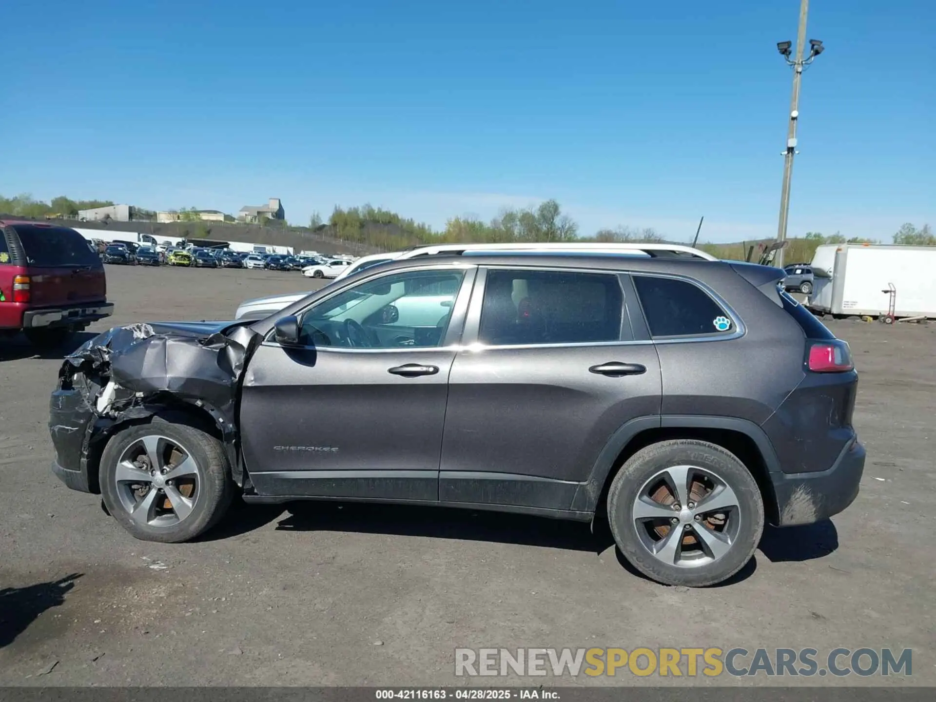 14 Фотография поврежденного автомобиля 1C4PJMDX0KD319579 JEEP CHEROKEE 2019