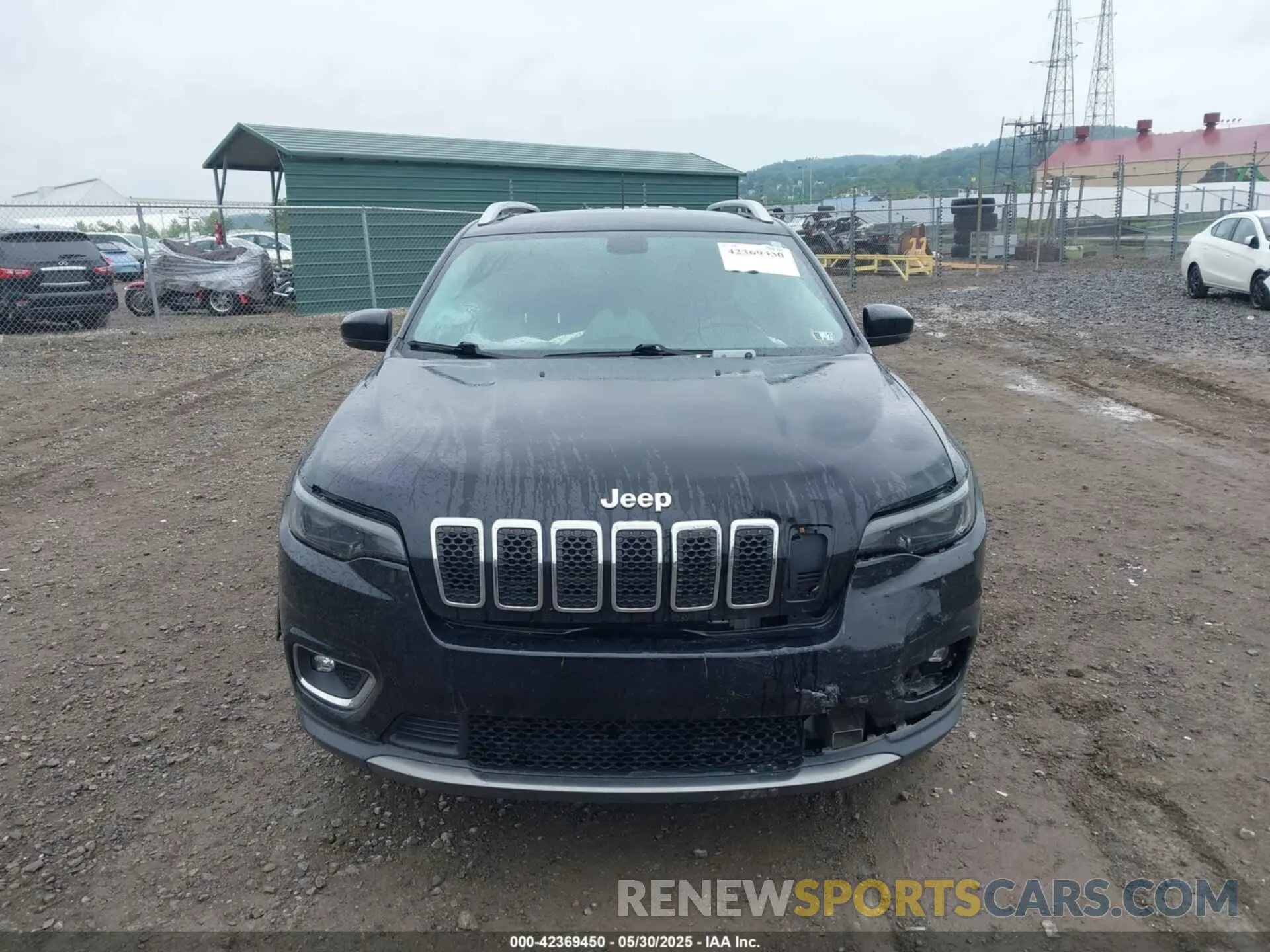 12 Photograph of a damaged car 1C4PJMDX2KD267646 JEEP CHEROKEE 2019