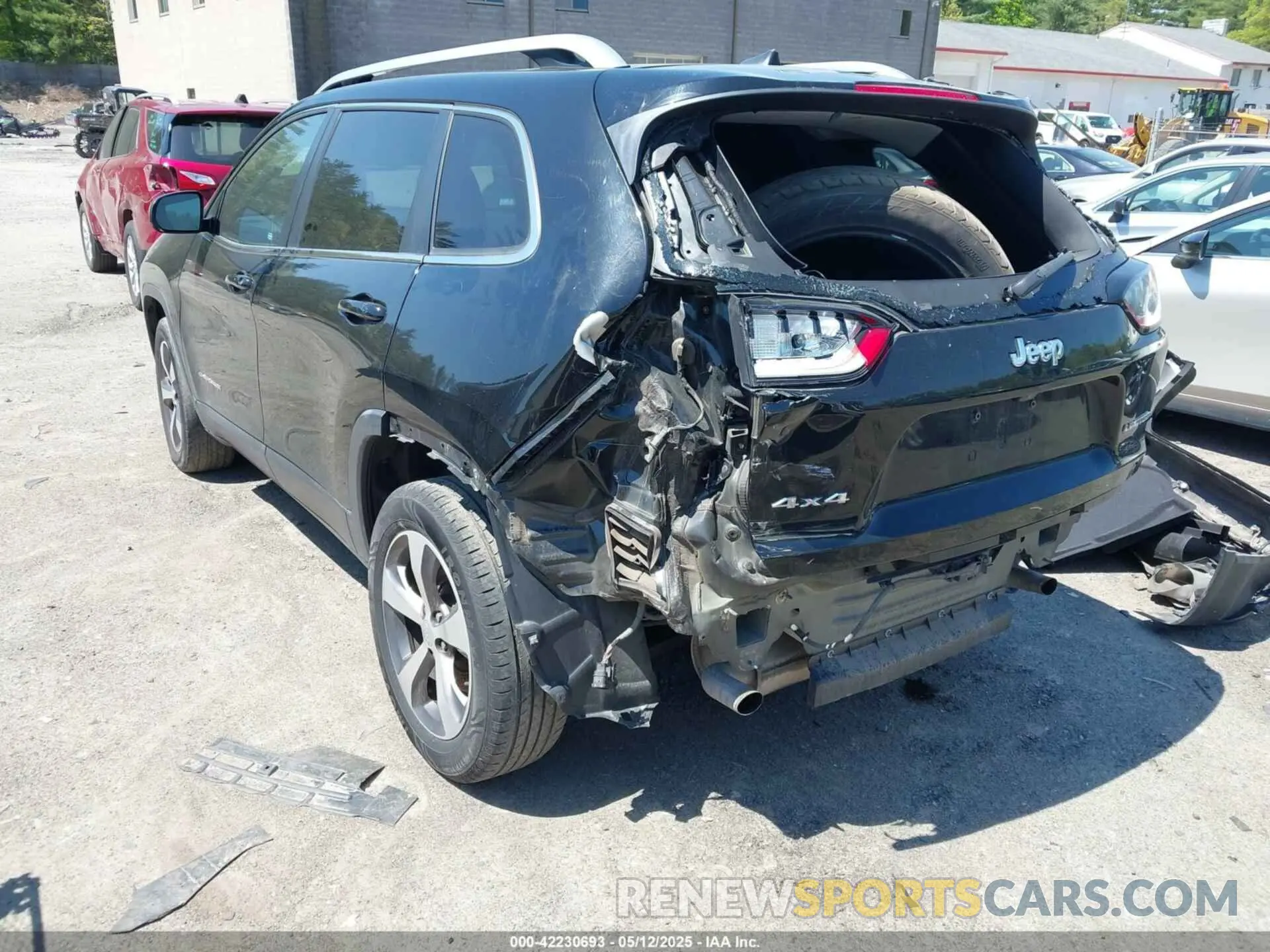 3 Фотография поврежденного автомобиля 1C4PJMDX2KD417030 JEEP CHEROKEE 2019