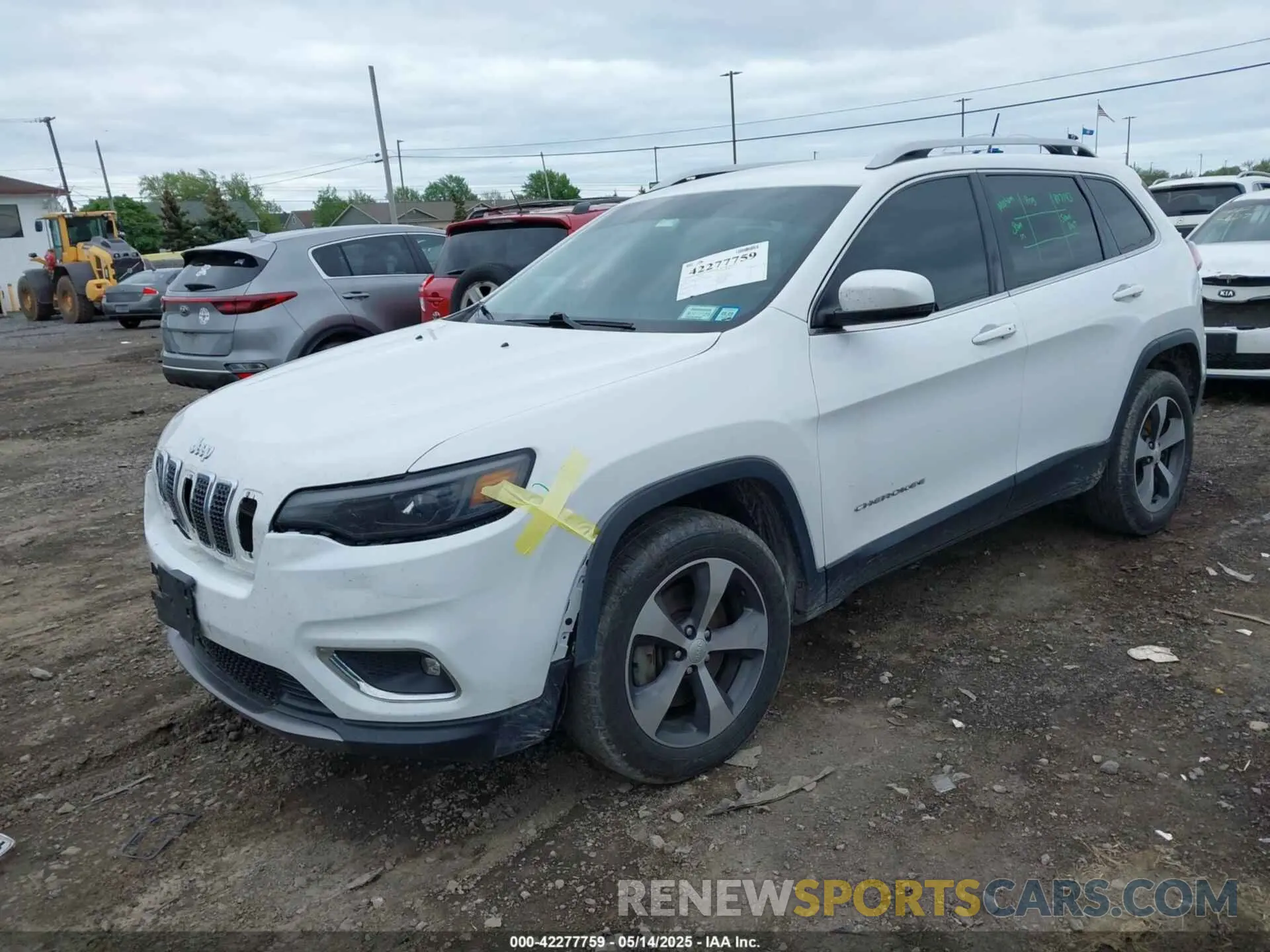 2 Photograph of a damaged car 1C4PJMDX4KD198152 JEEP CHEROKEE 2019
