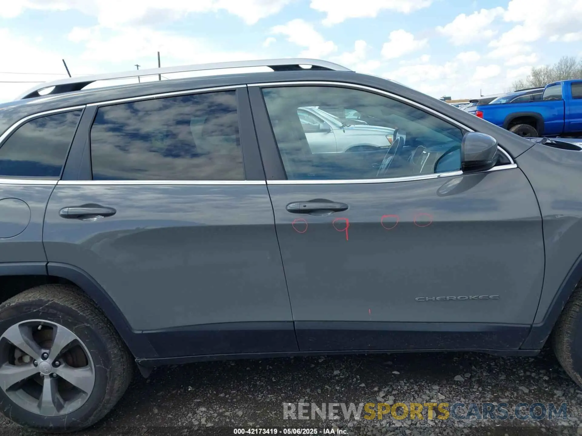 13 Фотография поврежденного автомобиля 1C4PJMDX4KD451079 JEEP CHEROKEE 2019