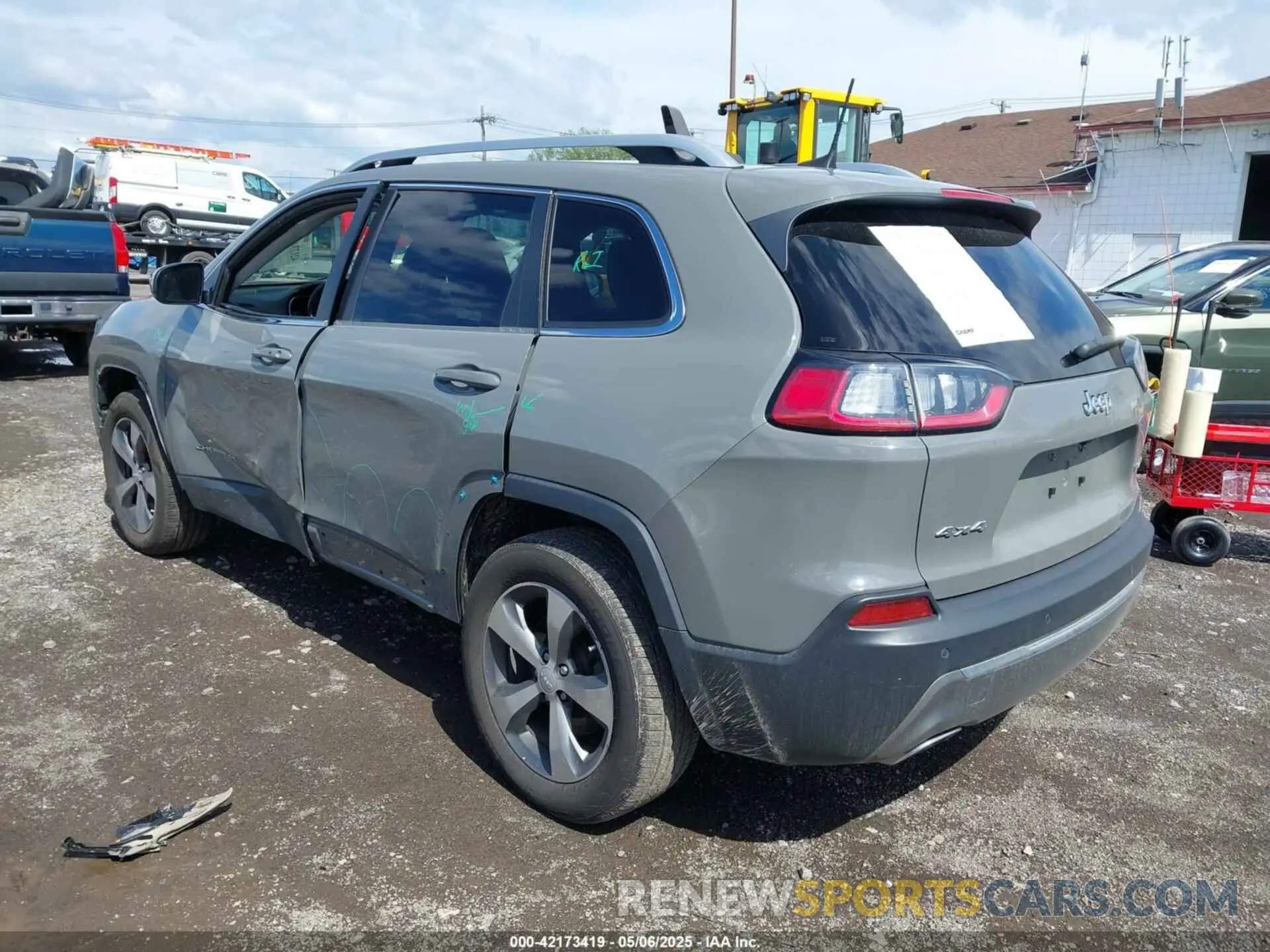 3 Фотография поврежденного автомобиля 1C4PJMDX4KD451079 JEEP CHEROKEE 2019