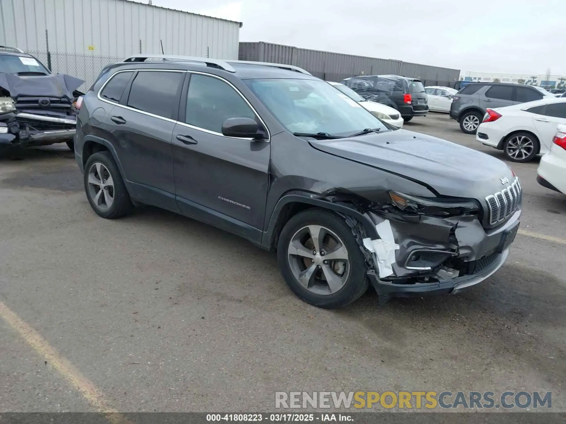 1 Photograph of a damaged car 1C4PJMDX6KD103879 JEEP CHEROKEE 2019