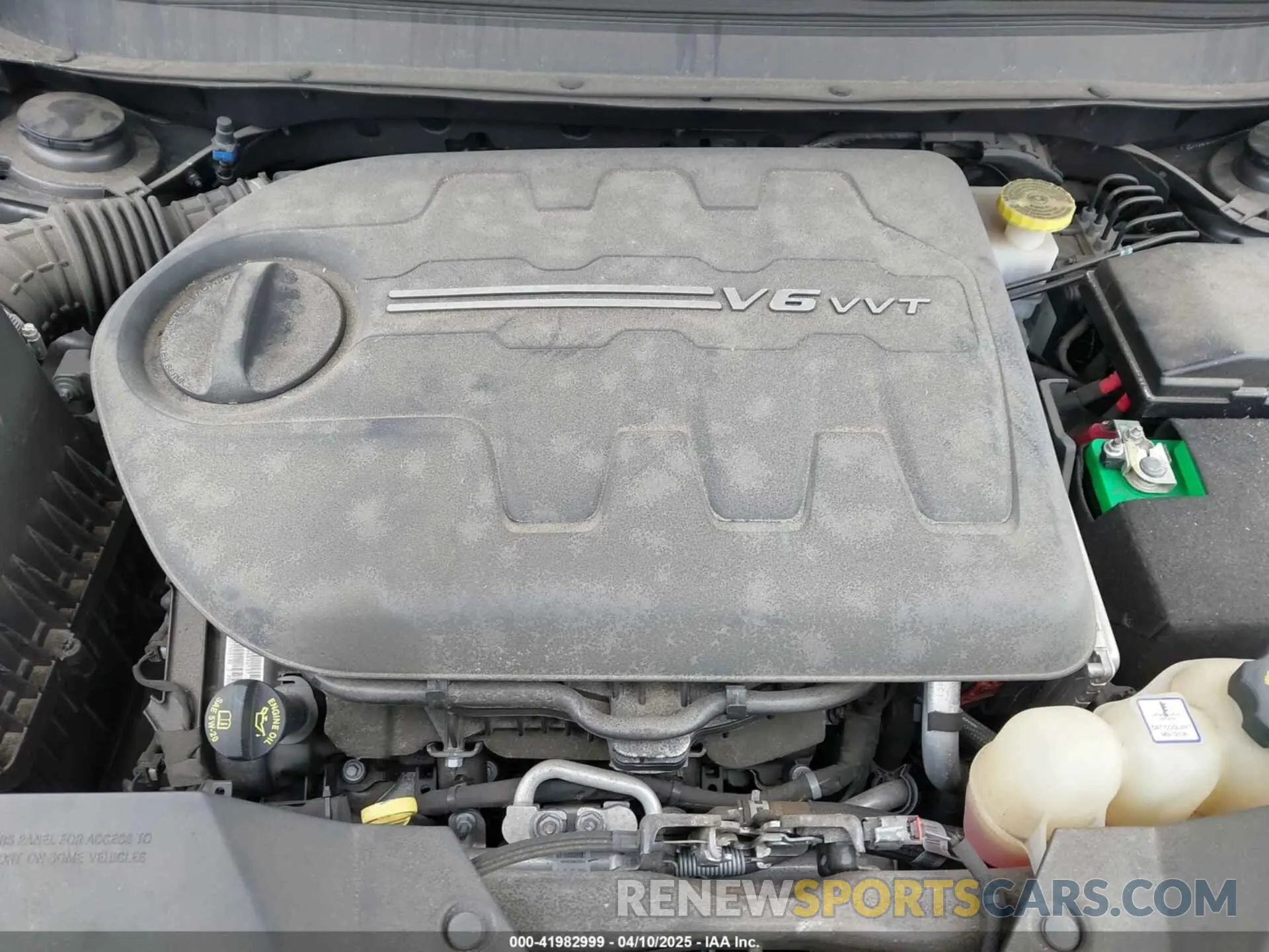 10 Photograph of a damaged car 1C4PJMDX6KD156310 JEEP CHEROKEE 2019